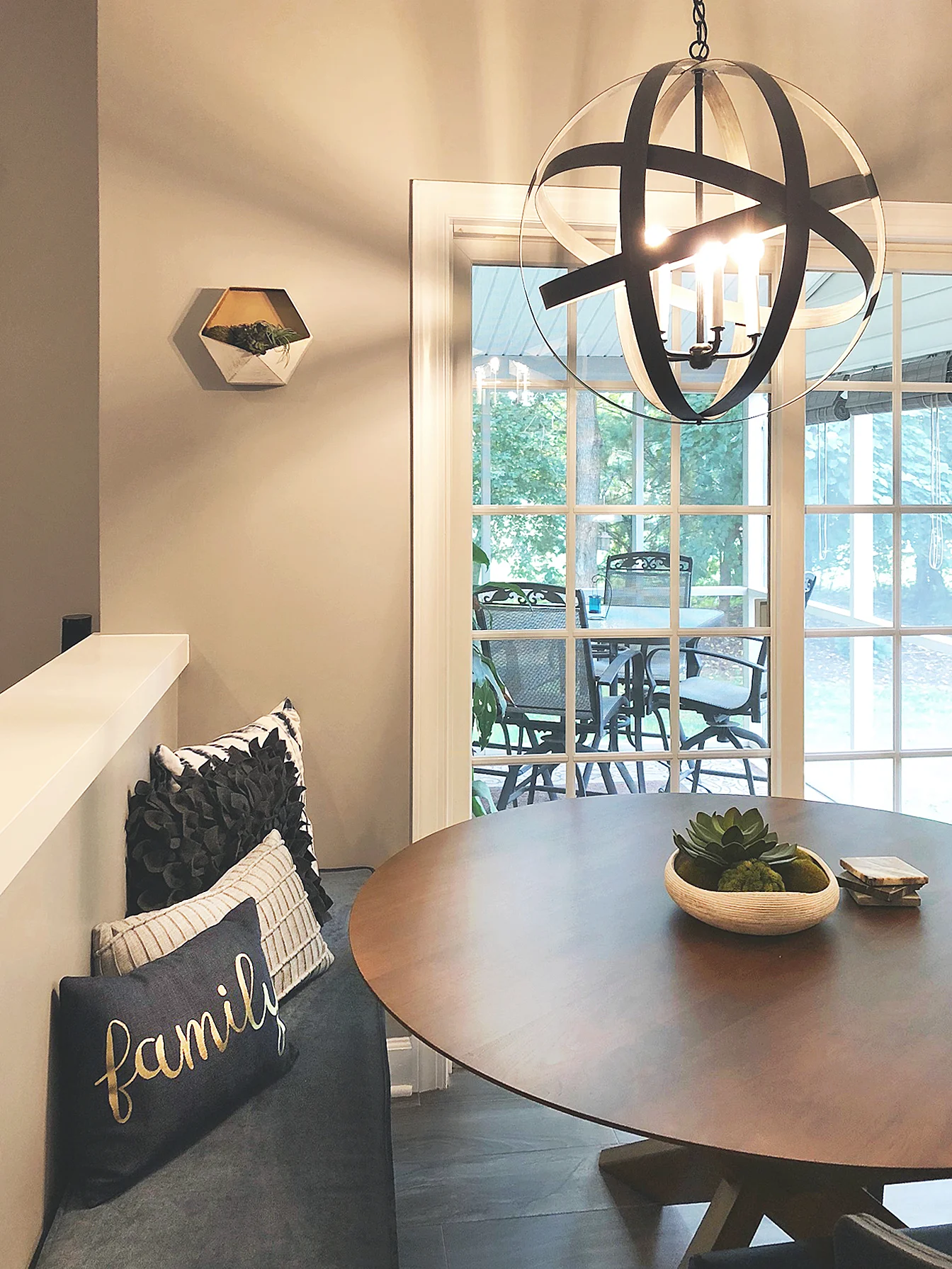 Chic-Dining-Nook_1118.jpg