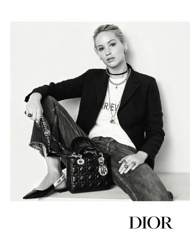 Photo taken from whowhatwear.com