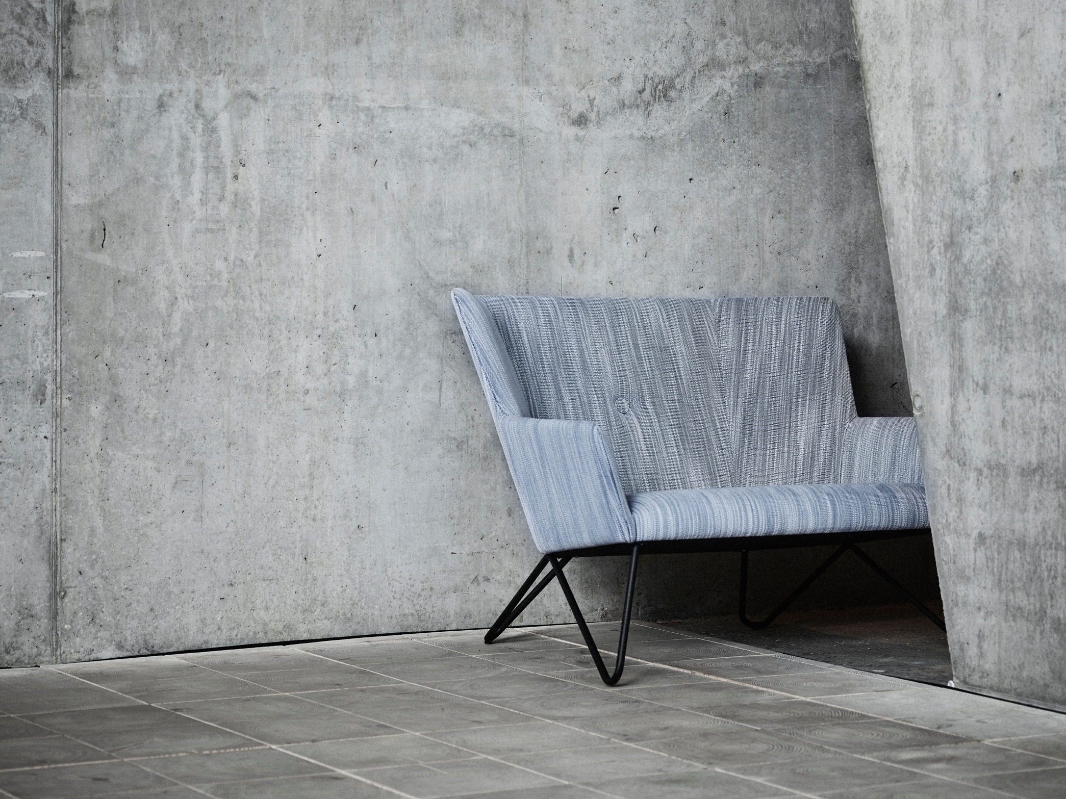 AW18+Setup+1+TosomChair-LowRes.jpg