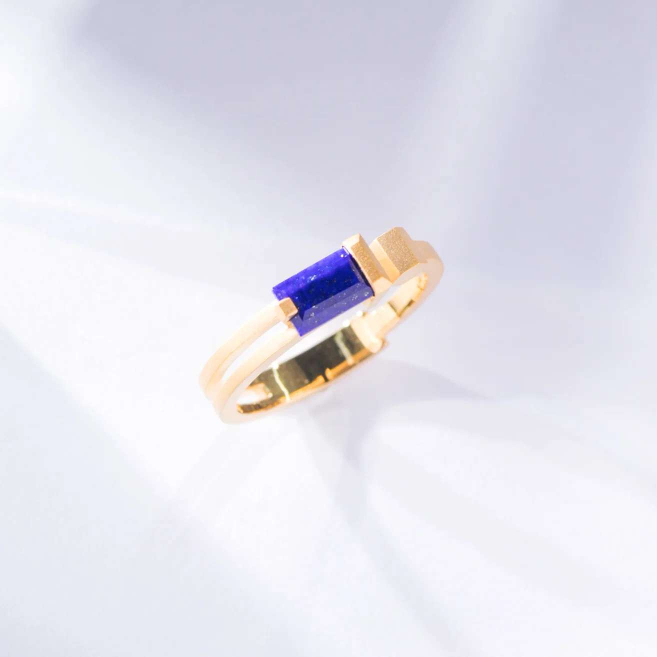 Unwrap-Blu-Ring(2).jpg