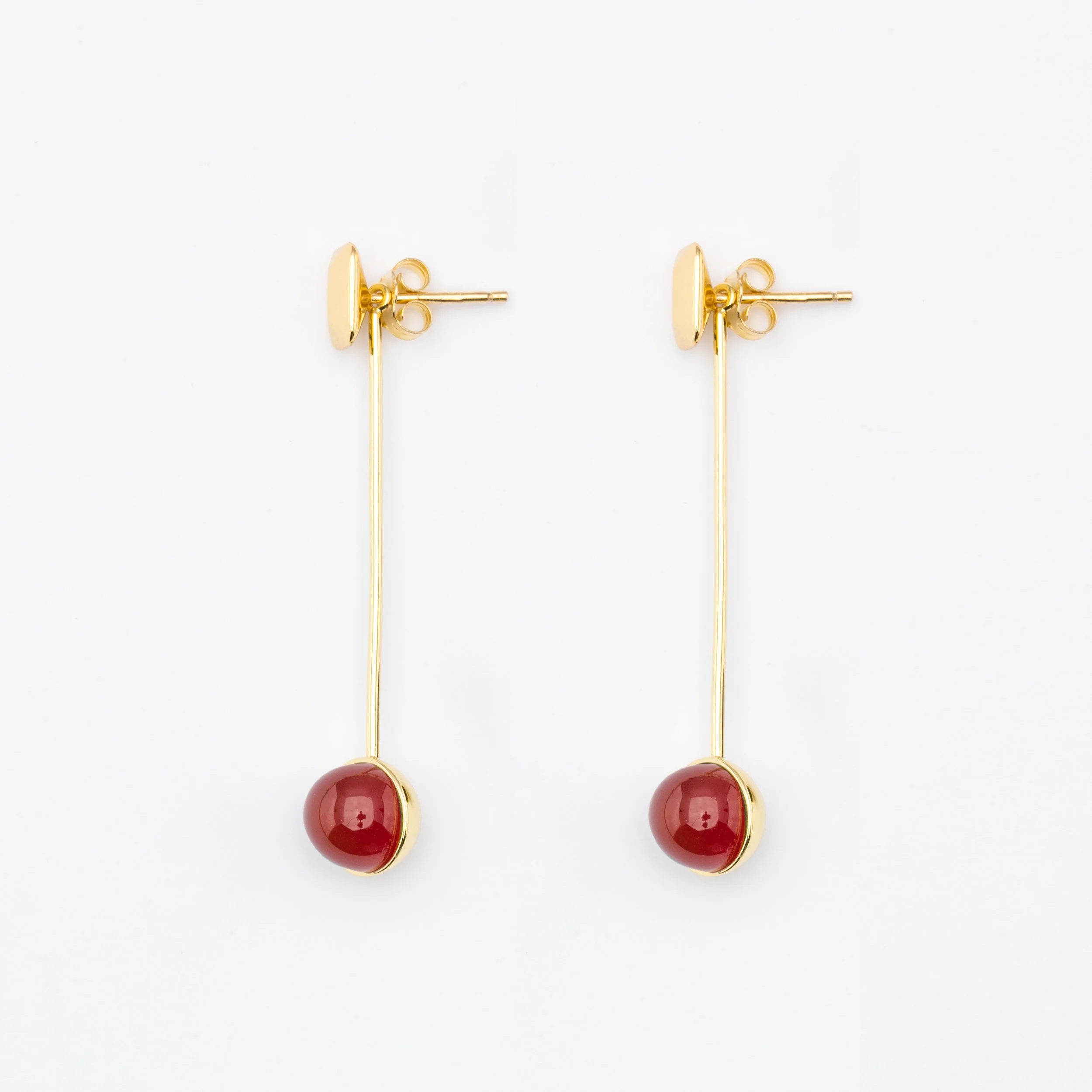 Paradeisos_ADDECA_AuroraDrops_Earrings_Red-colour_Left.jpg