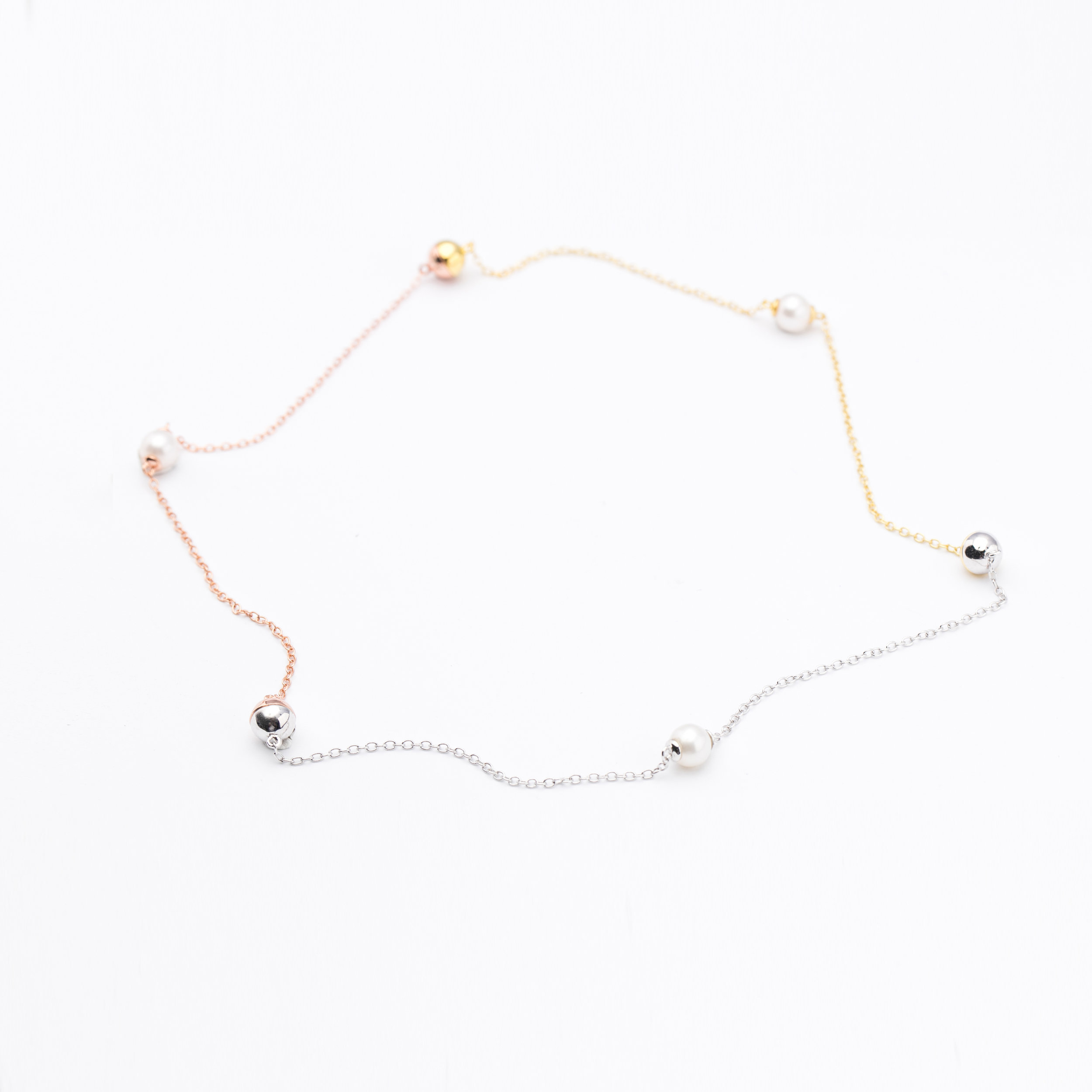 Paradeisos_COMPBRNK_Companions_Bracelet:Necklace_White-colour_Main.jpg