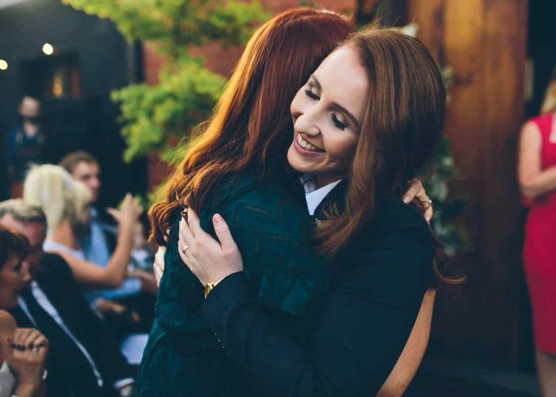 Projekt 3488 Mel+Jess Sisters.JPG