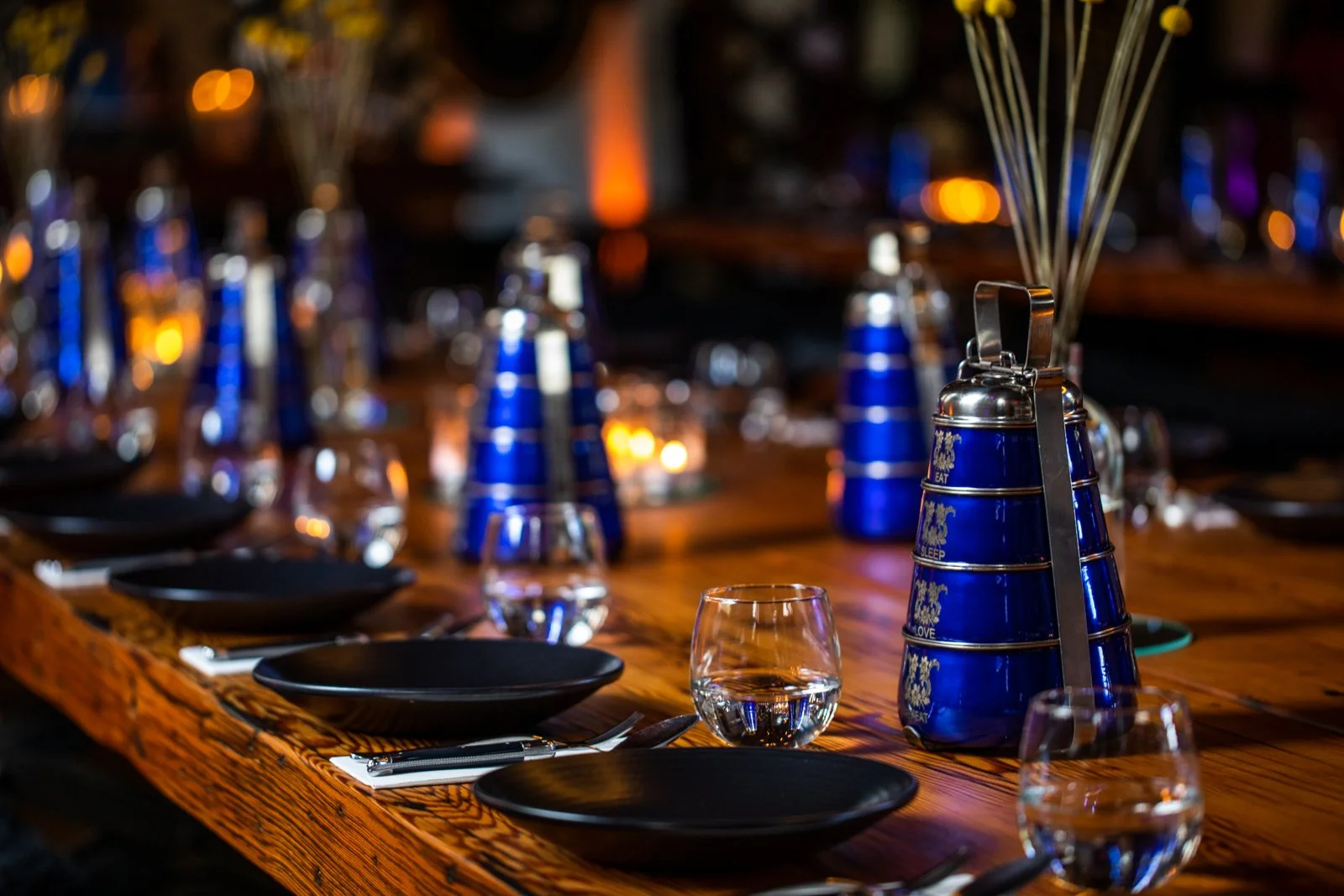 Projekt 3488 Warburton - Shannyn Higgins Photography - F&J wedding - dining table setup.jpg