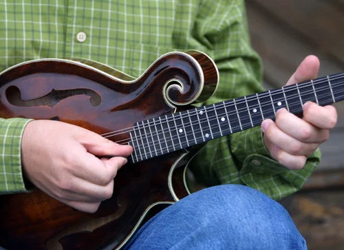 mandolin lessons.jpg