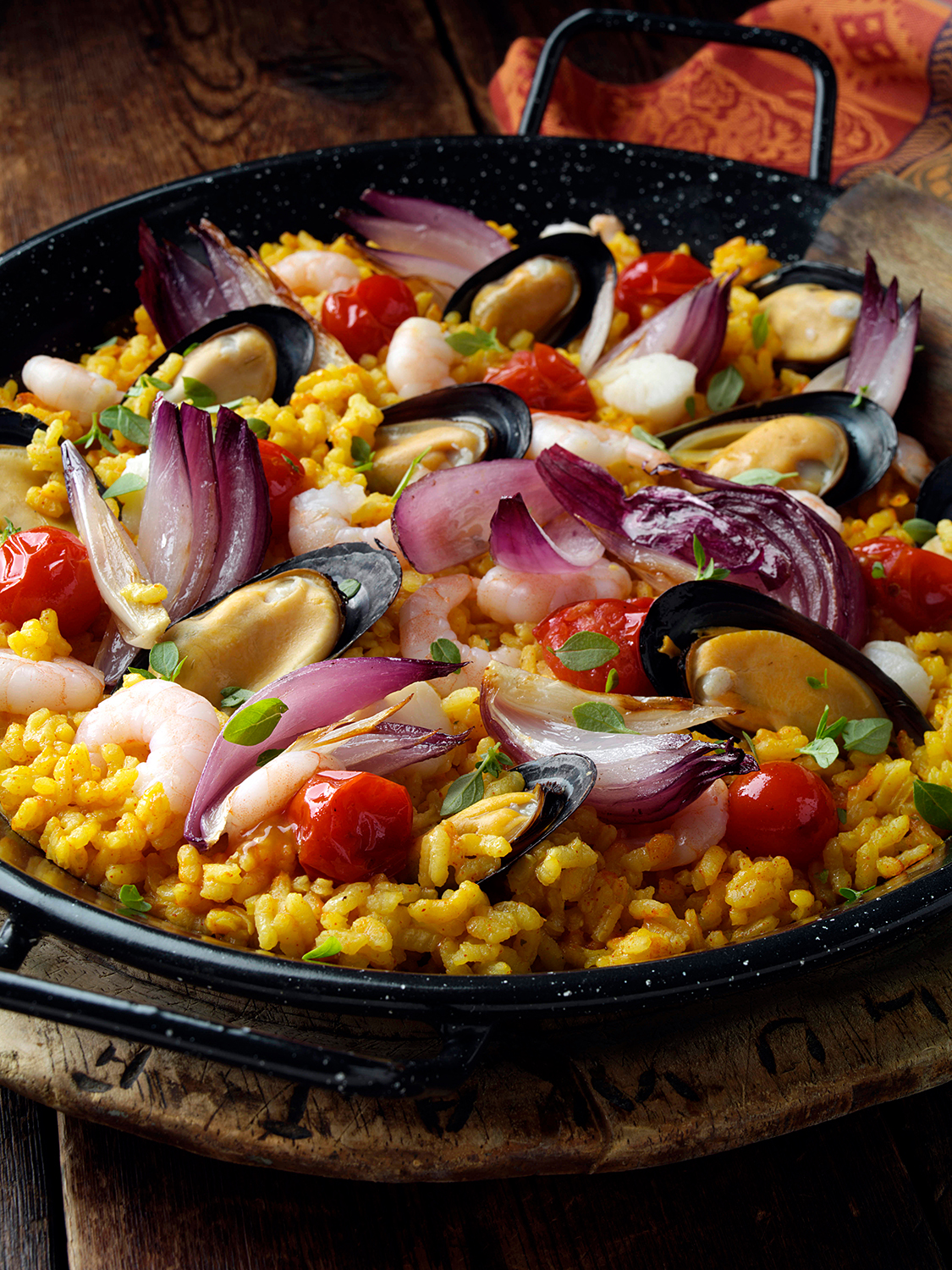Seafood paella