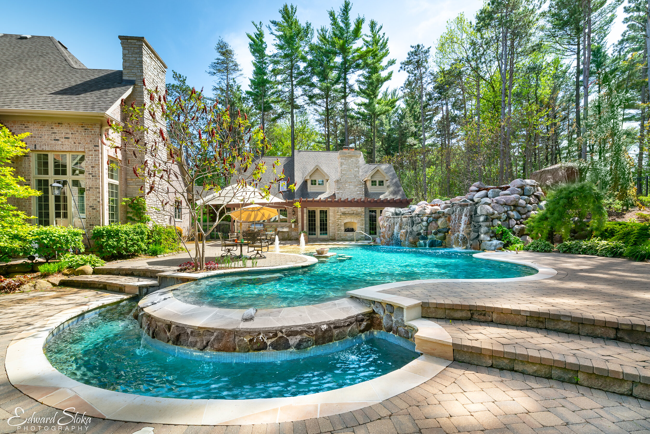 Pool3.jpg