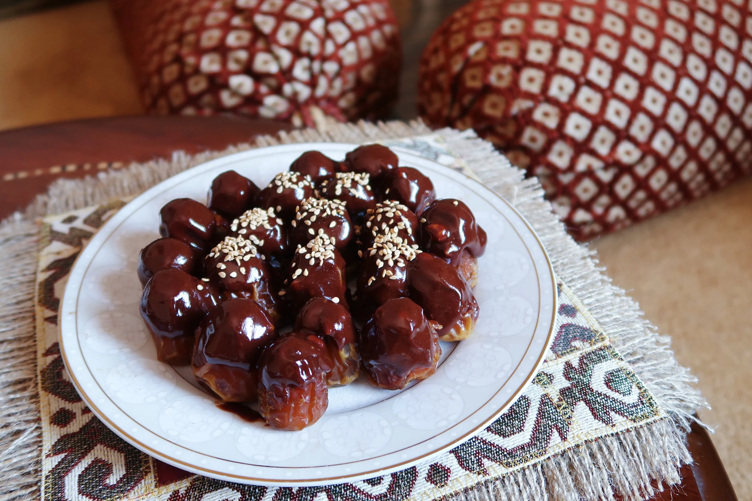 صوص الكاكاو و اللوز