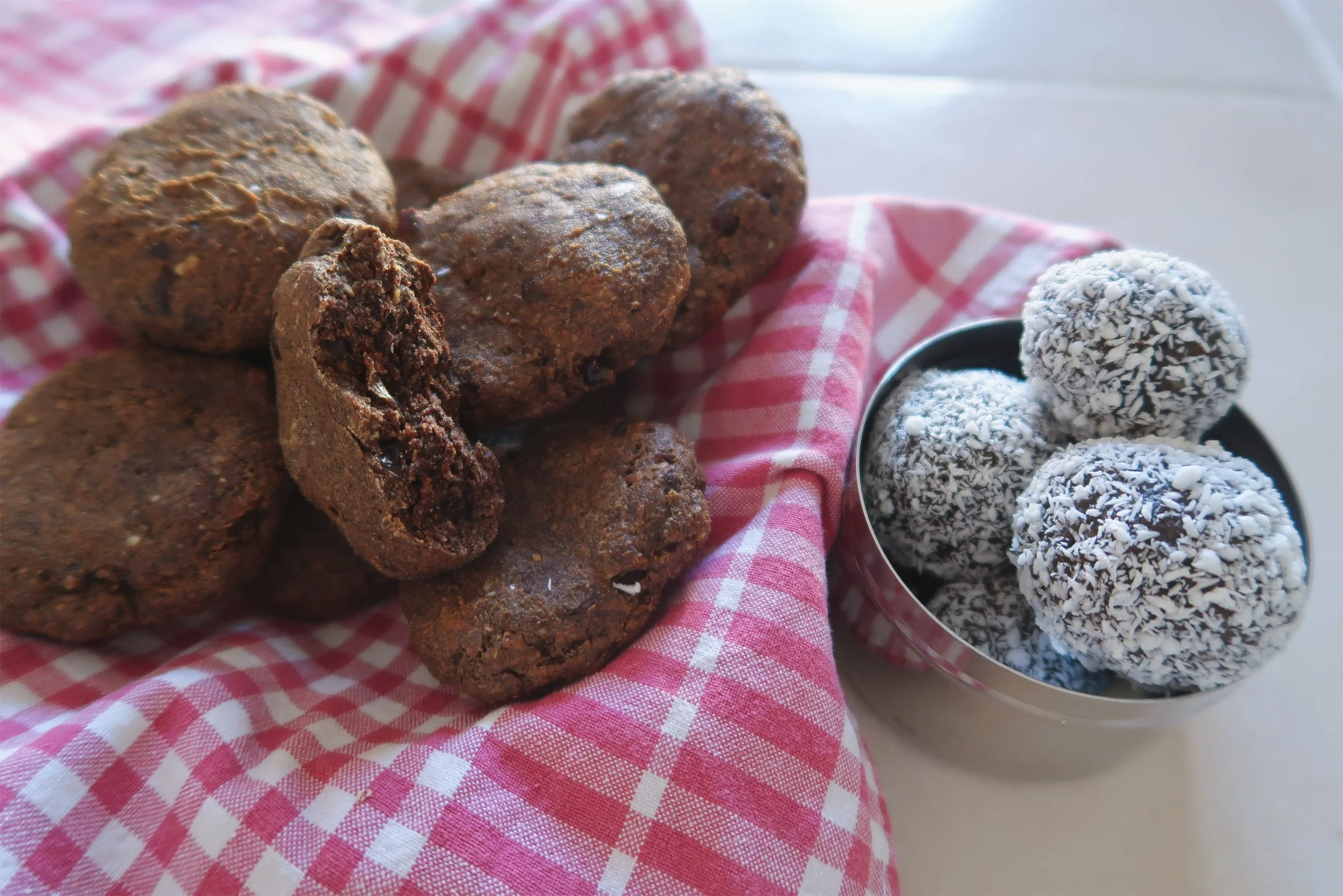 Ginger Cookies / Bliss balls