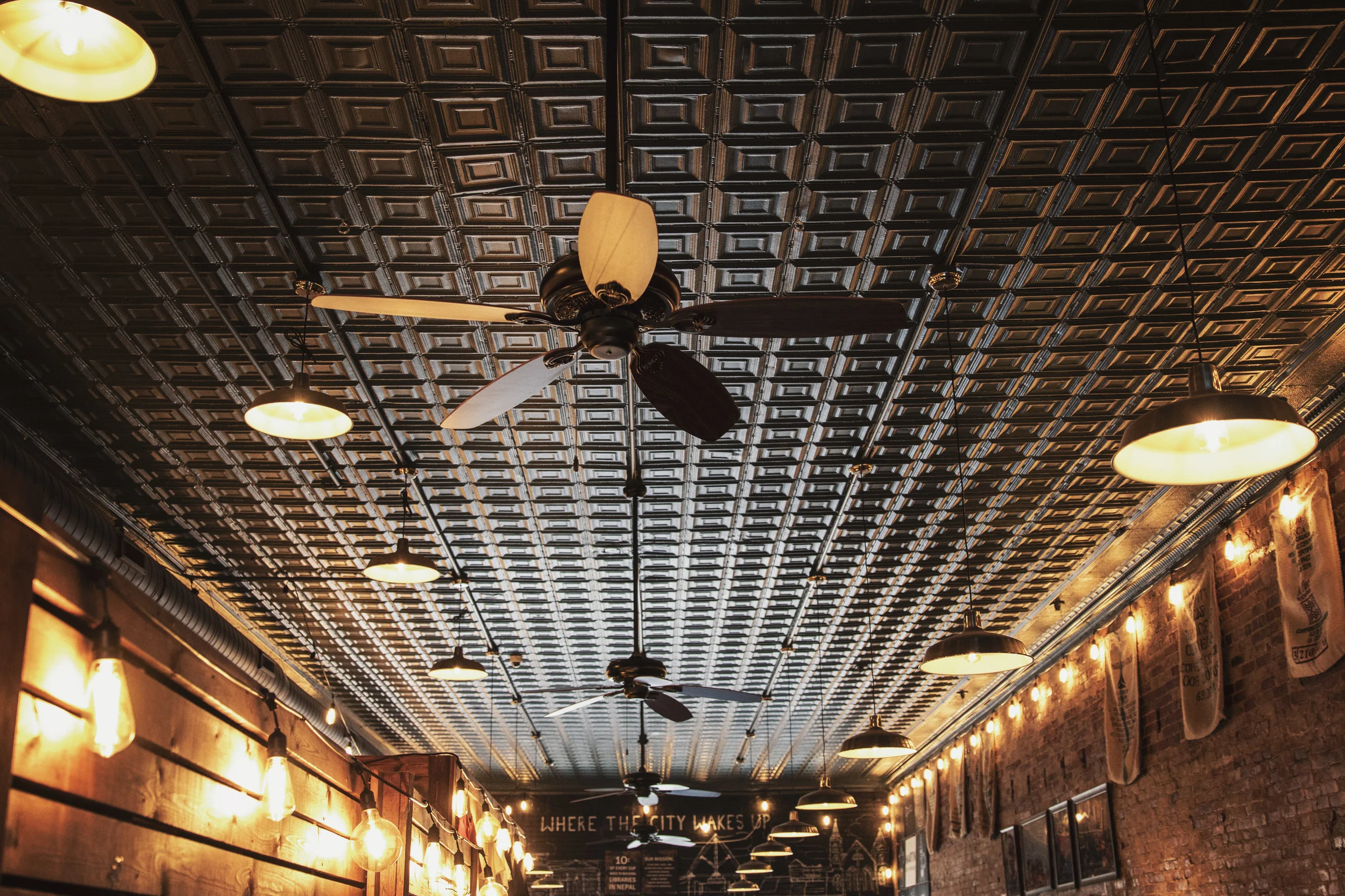 ceiling2.jpg
