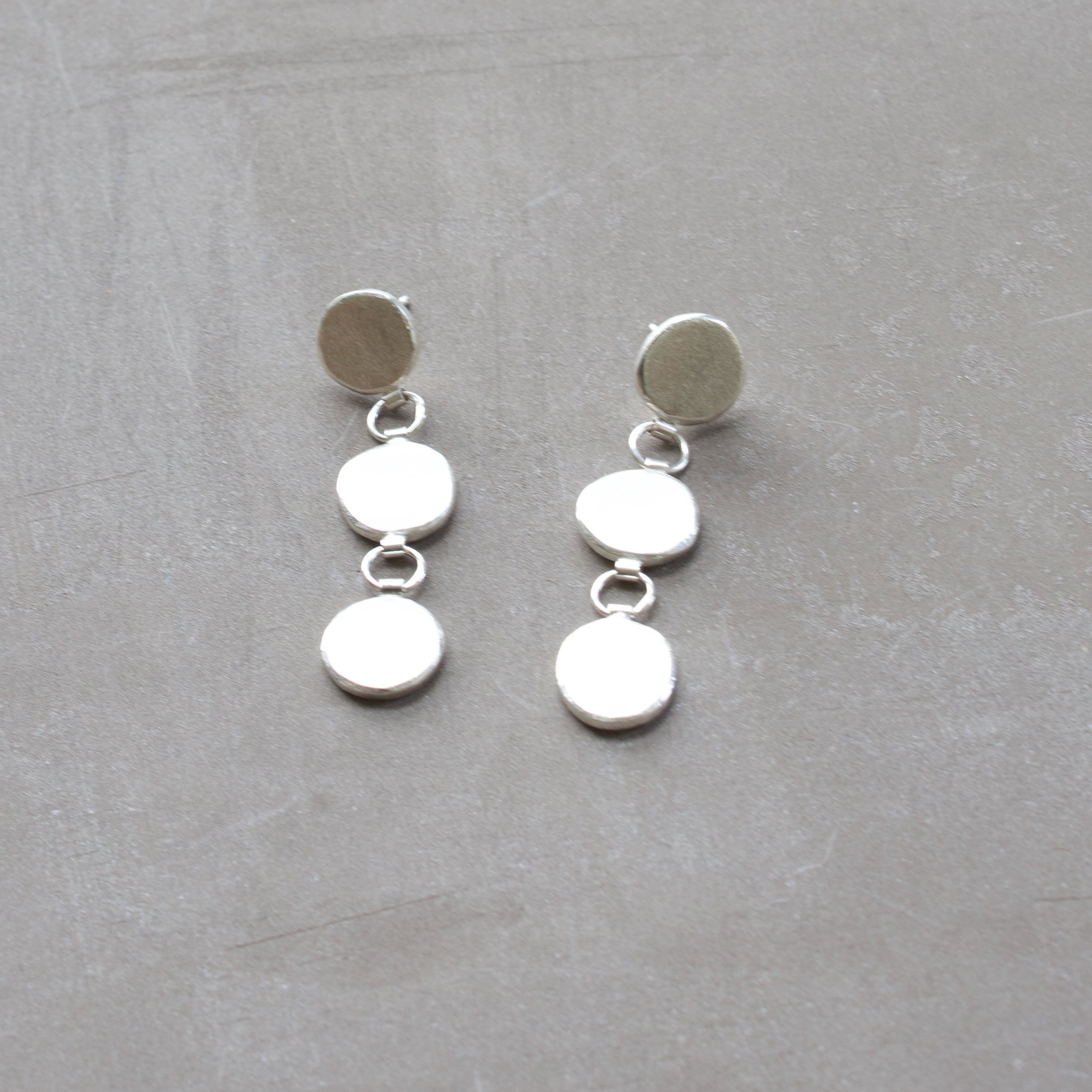 3coinearrings - 1.jpeg