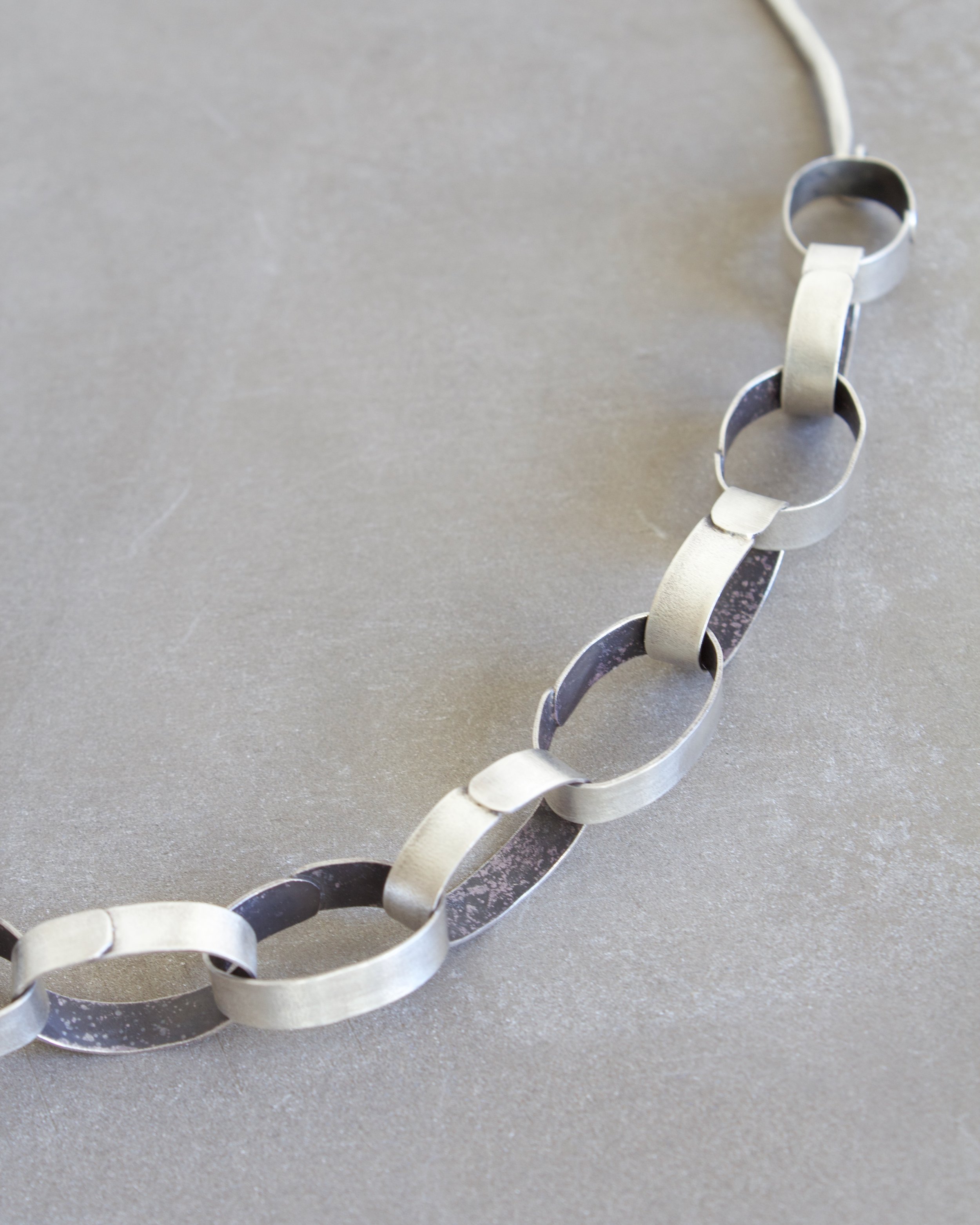 OvalPaperChainNecklace - 1 (1).jpeg