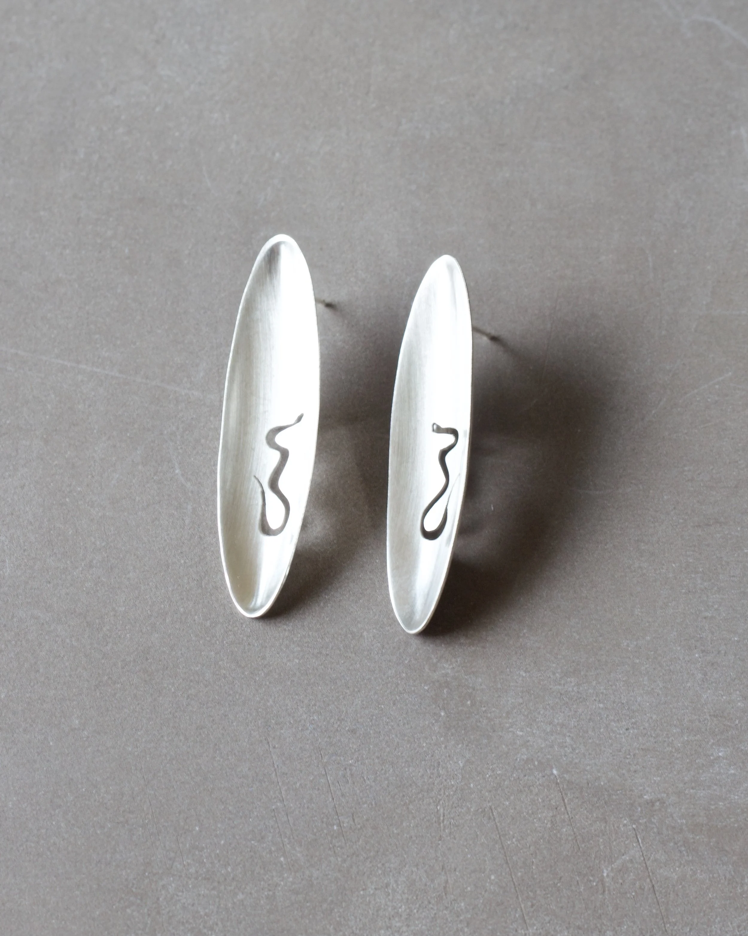 Narrow Snake Silhouette Oval Studs SS - 1 (2).jpeg
