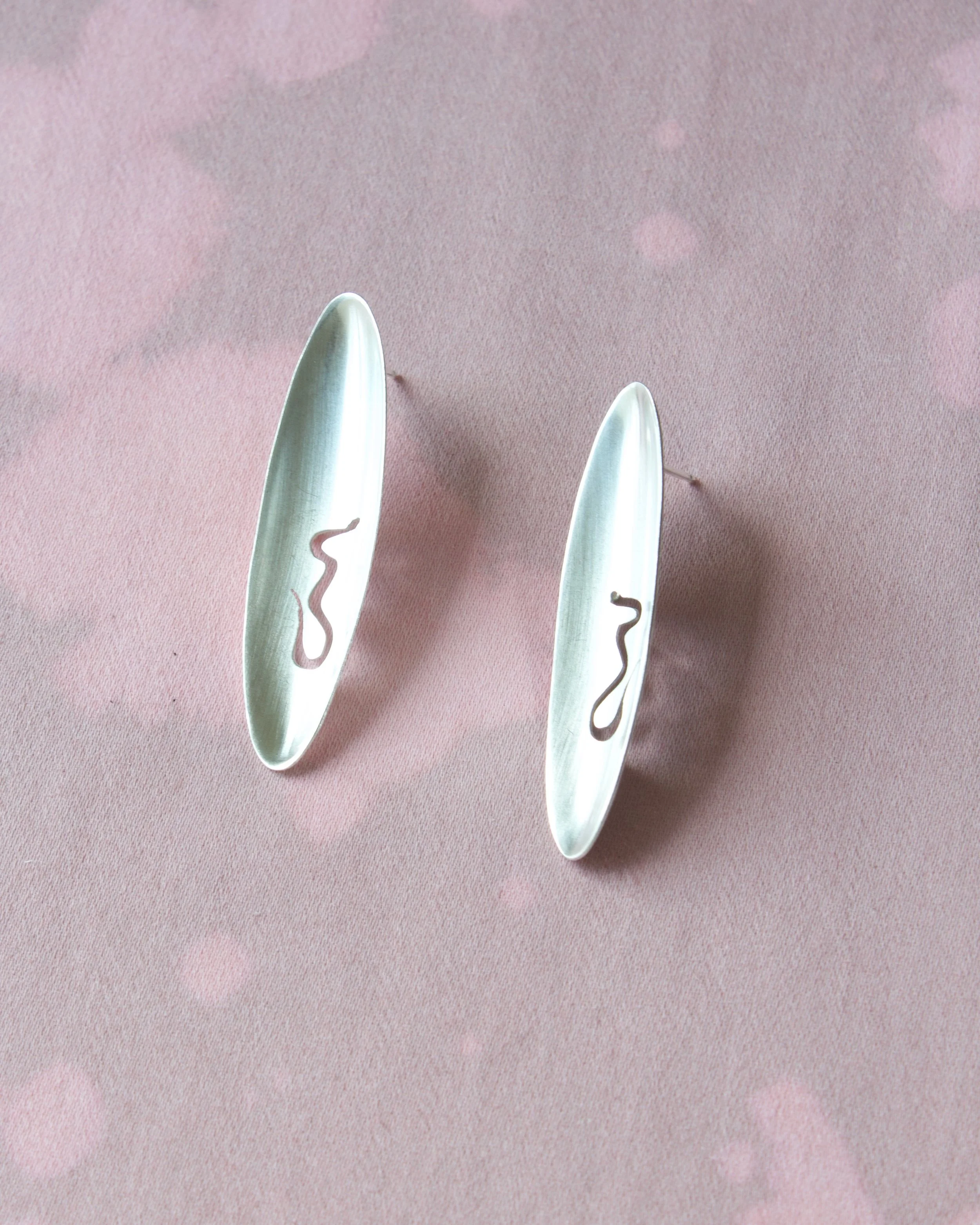 Narrow Snake Silhouette Oval Studs SS - 1.jpeg