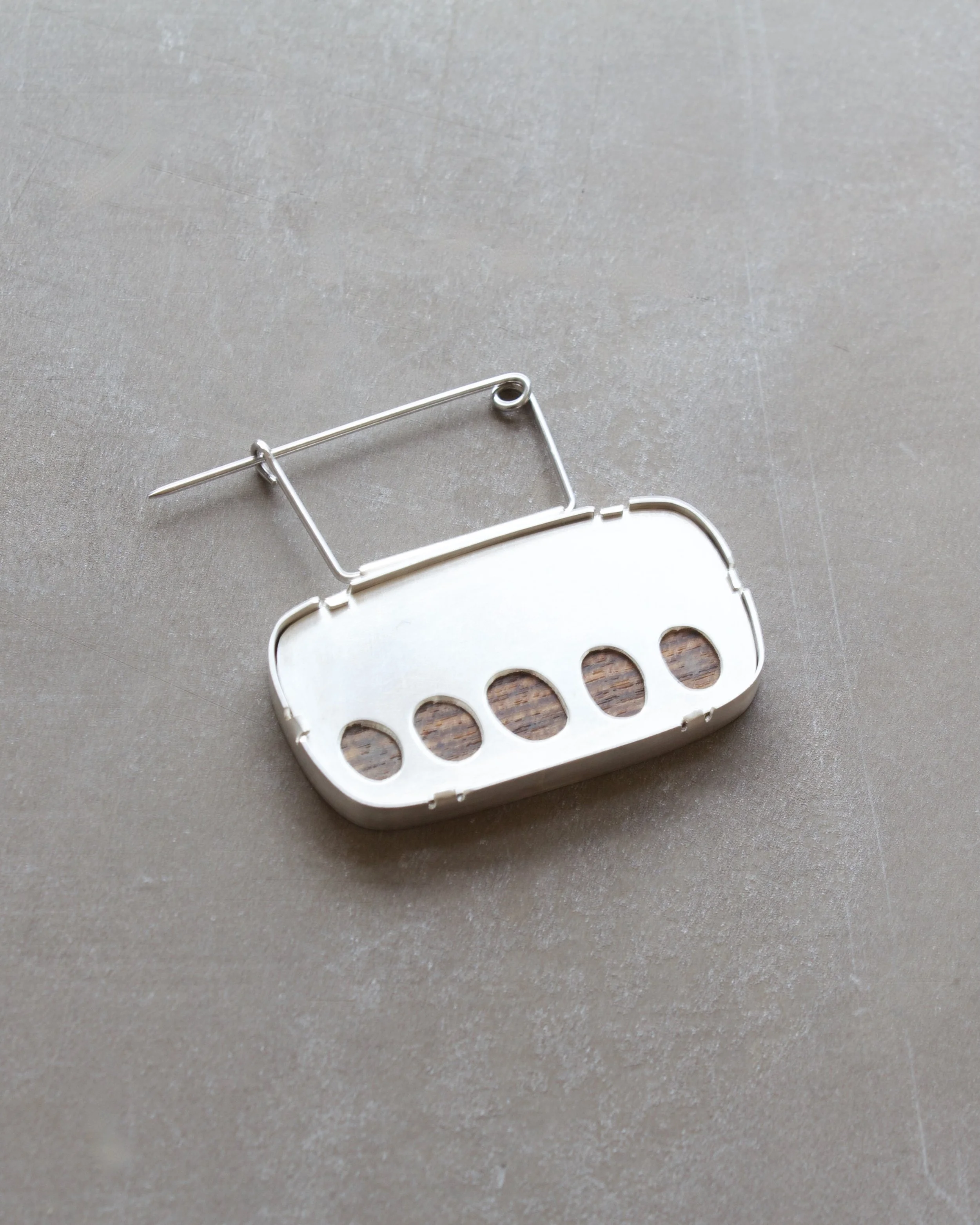 GeeseBrooch - 1 (1).jpeg