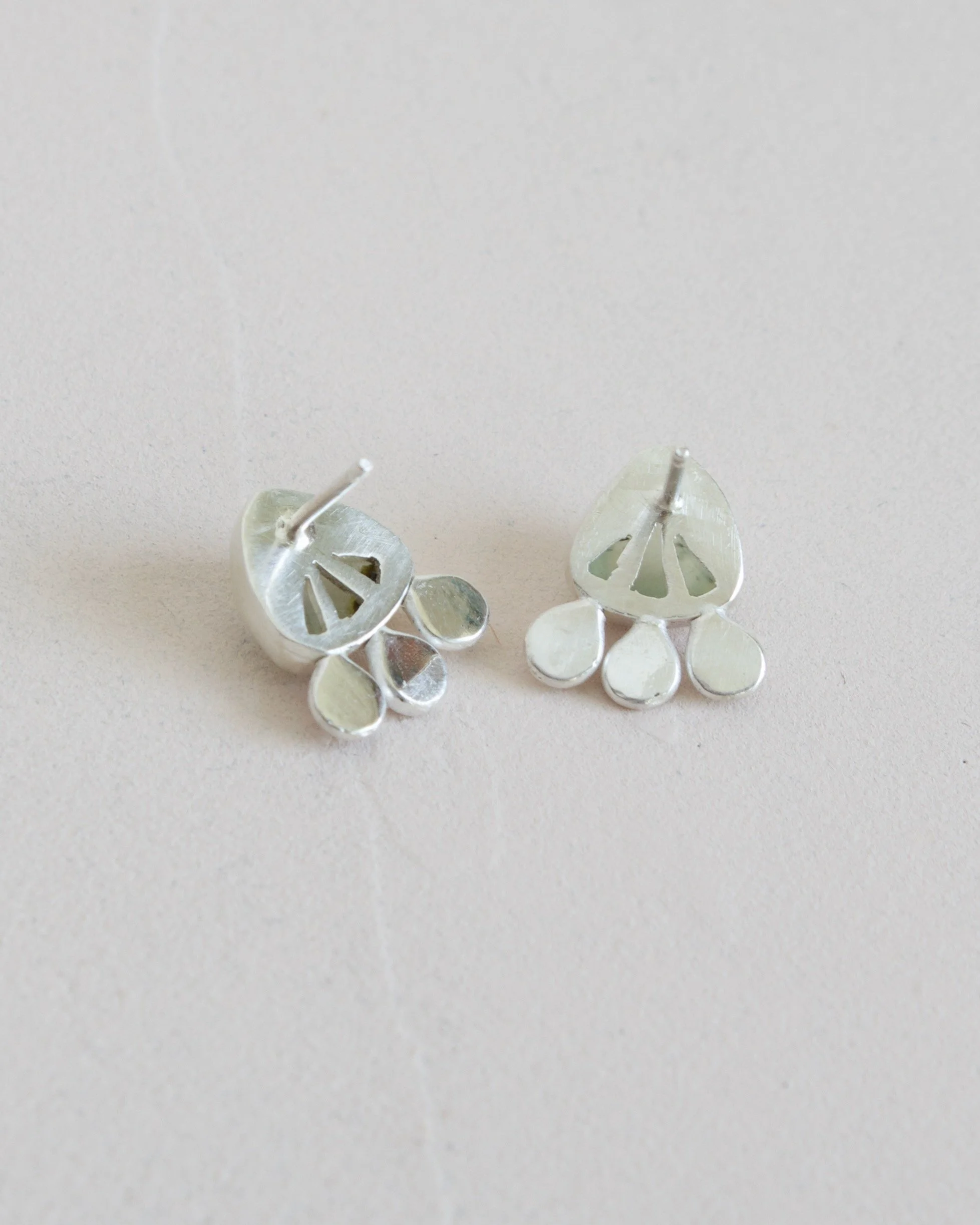 PrehniteTriangleStuds - 1 (1).jpeg