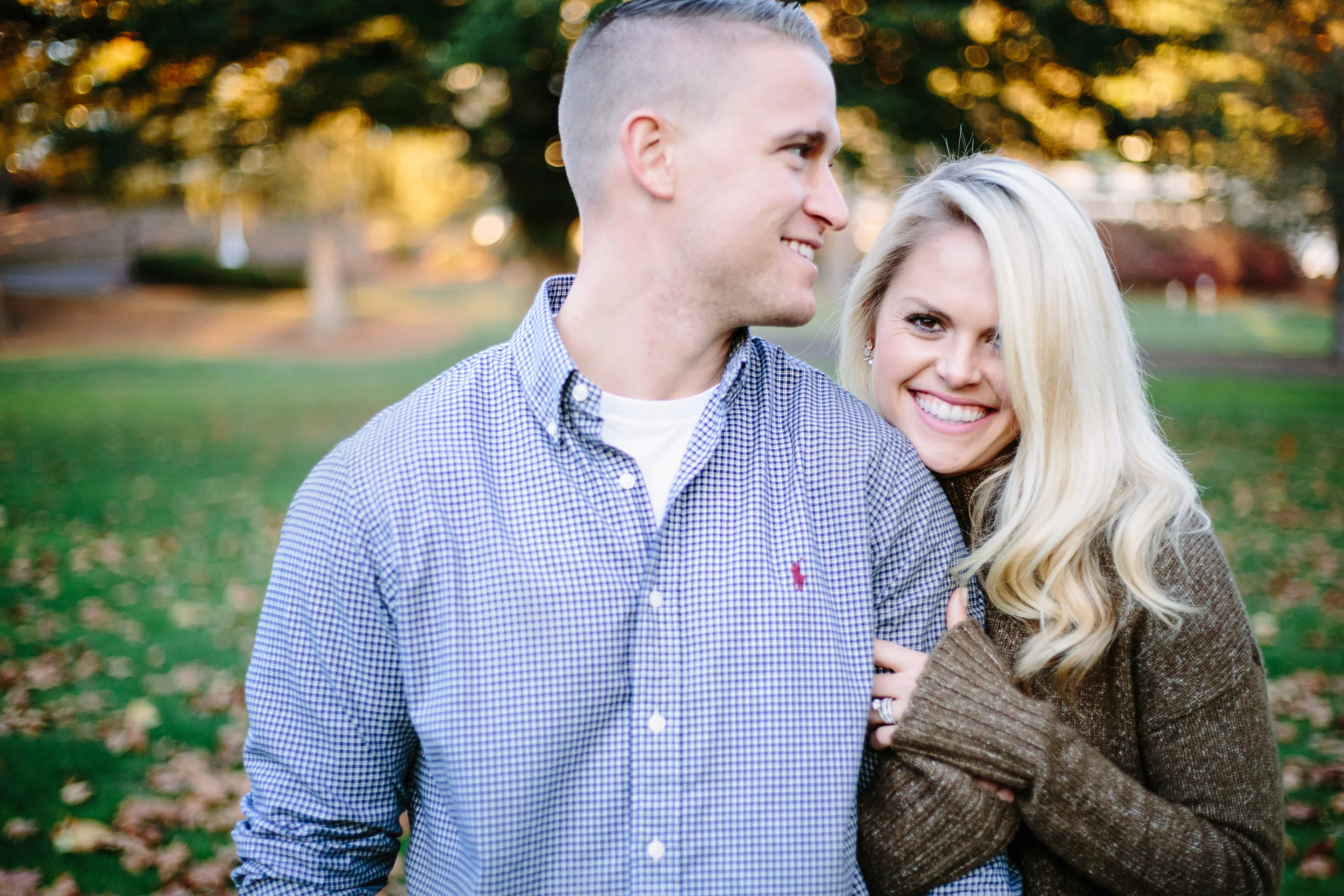 poses, outdoor, intimate, ideas, outfits, country, fall, unique, passion, fun, young, married, engaged, creative, romantic, natural, light and airy, natural light, photoshoot, couple, inspiration, sunset, love, Knoxville, vibrant, colorful, anniversary, greenbrier