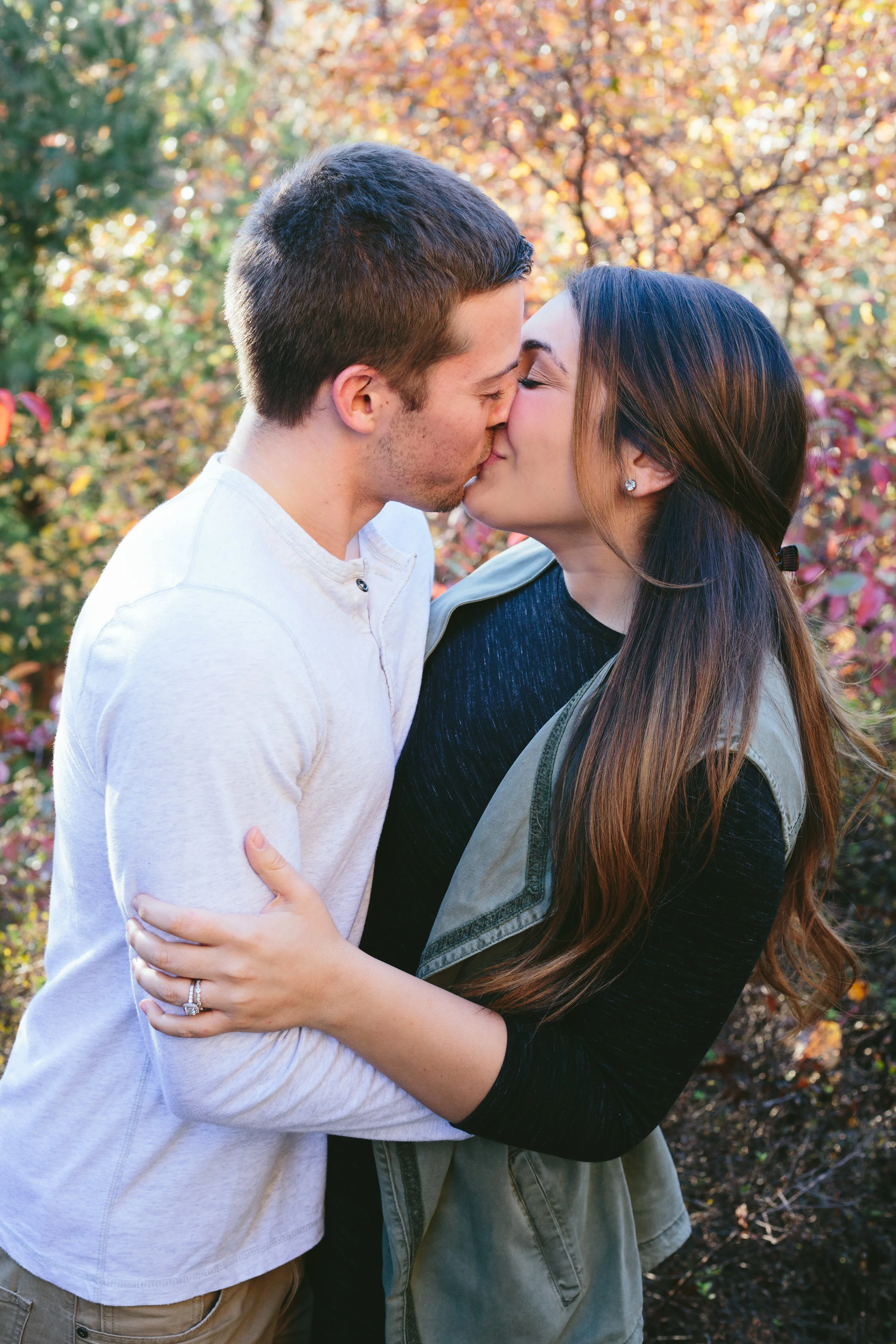 poses, outdoor, intimate, ideas, outfits, country, fall, unique, passion, fun, young, married, engaged, creative, romantic, natural, light and airy, natural light, photoshoot, couple, inspiration, sunset, love, Knoxville, vibrant, colorful, kiss