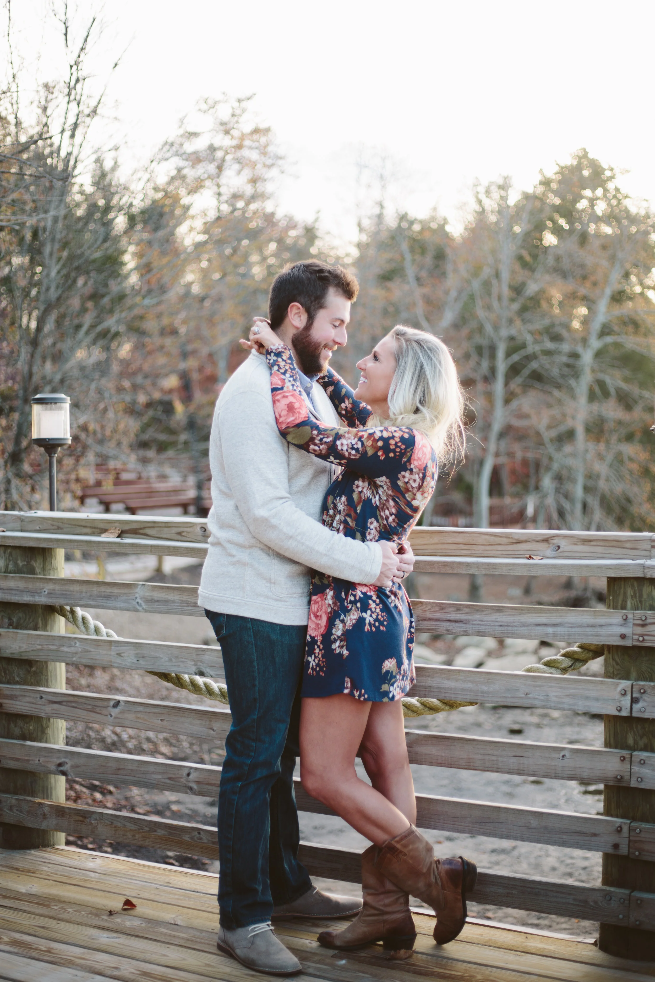 poses, outdoor, intimate, ideas, outfits, country, fall, unique, passion, fun, young, married, engaged, creative, romantic, natural, light and airy, natural light, photoshoot, couple, inspiration, sunset, love, Knoxville, vibrant, colorful, anniversary, hunter valley farm
