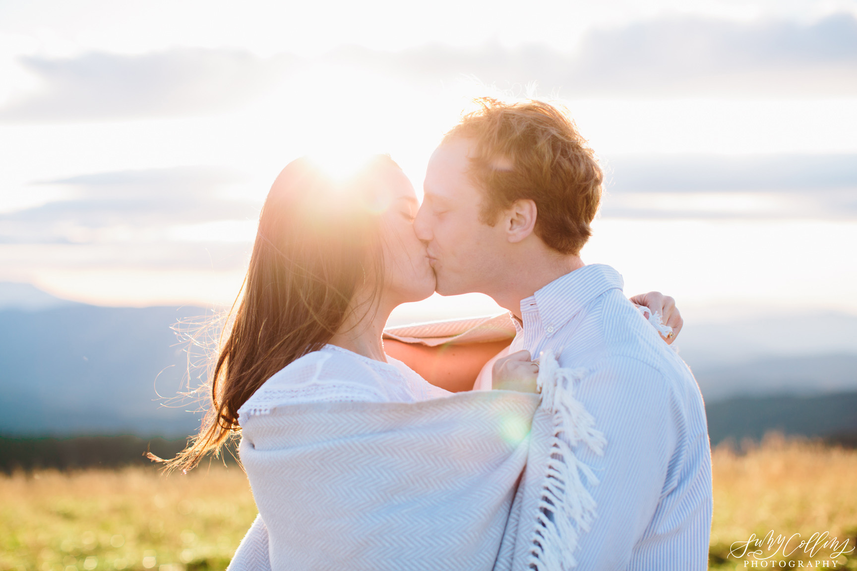 poses, couples, outdoor, max patch, Knoxville, Tennessee, engagement, sunset, evening, love, vibrant, colorful, bright, creative, romantic, natural, light and airy, natural light, passion, inspiration, intimate, outfits, fountain, woods, field, sunrise, windy, North Carolina, kiss, cuddling
