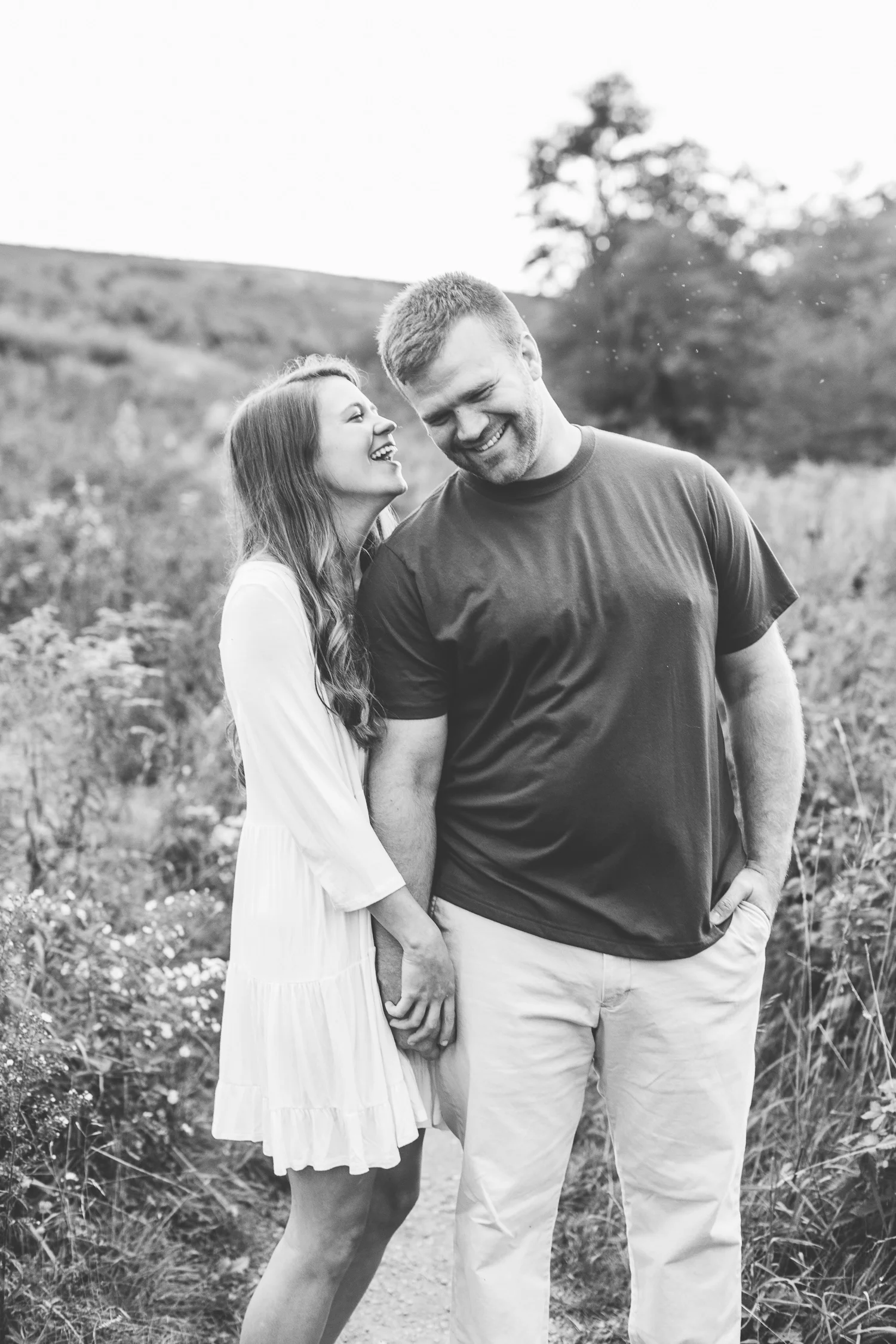 Max Patch Engagement Photos // Mountain Top Sunset // Knoxville Portrait Photographer // Suzy Collins Photography