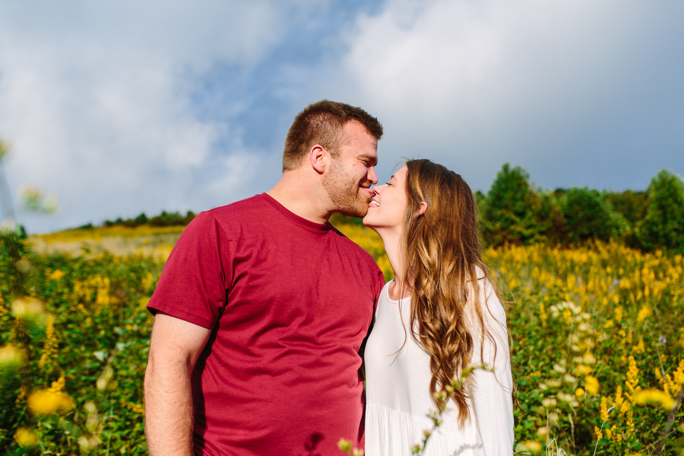 Max Patch Engagement Photos // Mountain Top Sunset // Knoxville Portrait Photographer // Suzy Collins Photography