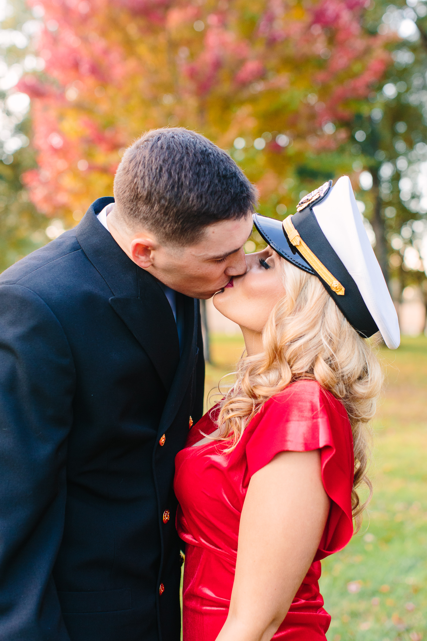 Military Photoshoot in Uniform // Navy Wife // Military Couple Engagement Photos // Suzy Collins Photography // Knoxville Photographer