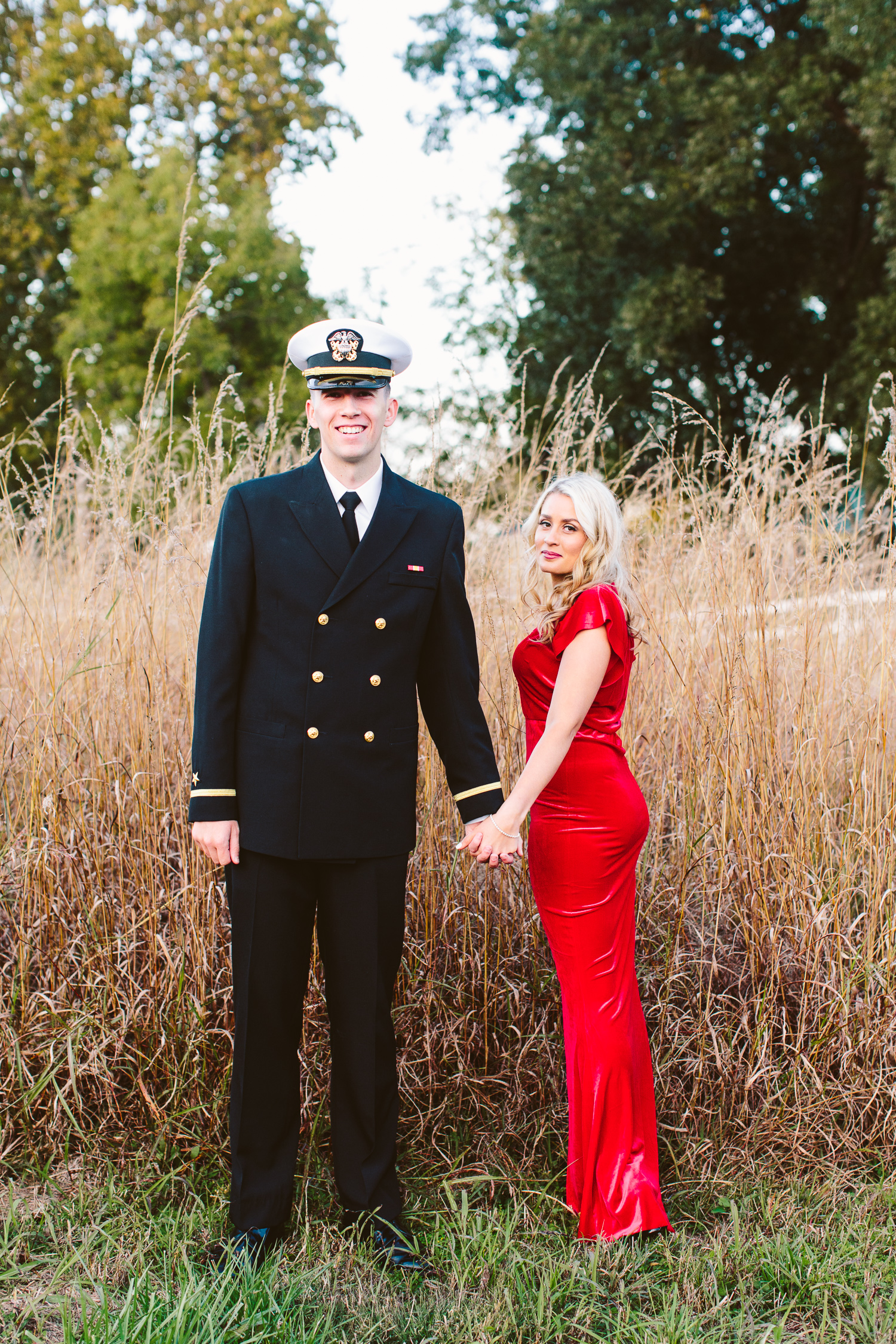 Military Photoshoot in Uniform // Navy Wife // Military Couple Engagement Photos // Suzy Collins Photography // Knoxville Photographer