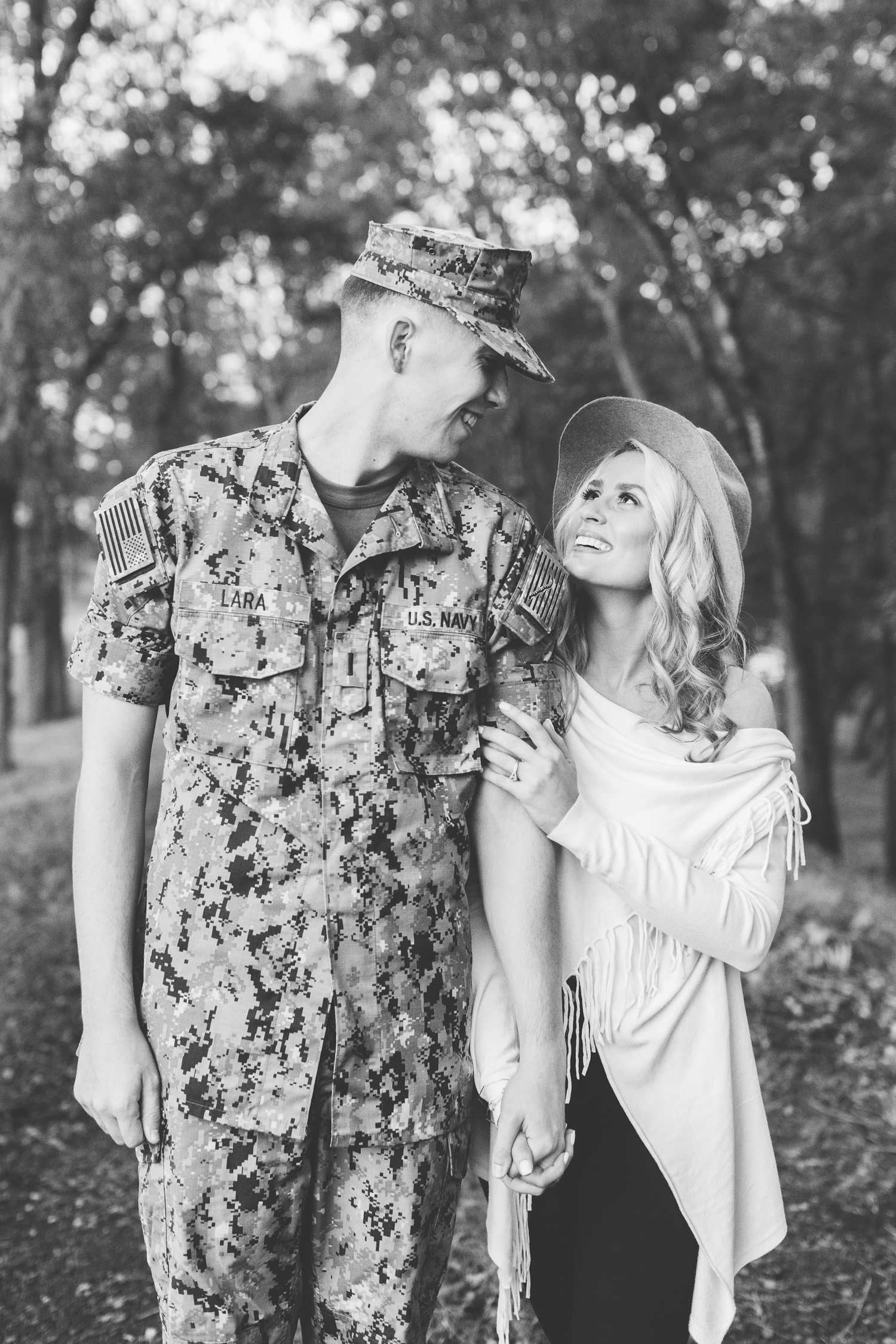 Military Photoshoot in Uniform // Navy Wife // Military Couple Engagement Photos // Suzy Collins Photography // Knoxville Photographer