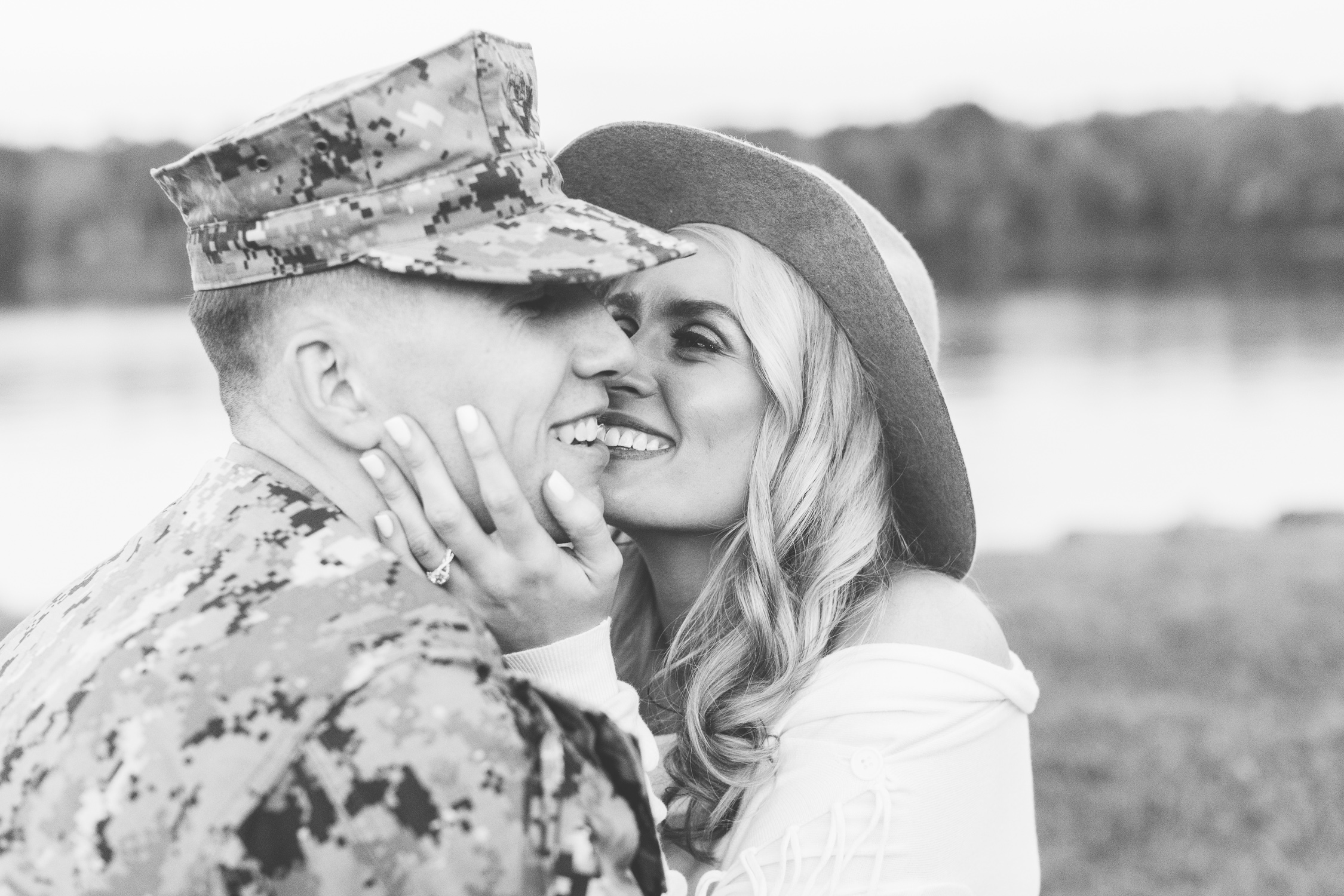 Military Photoshoot in Uniform // Navy Wife // Military Couple Engagement Photos // Suzy Collins Photography // Knoxville Photographer
