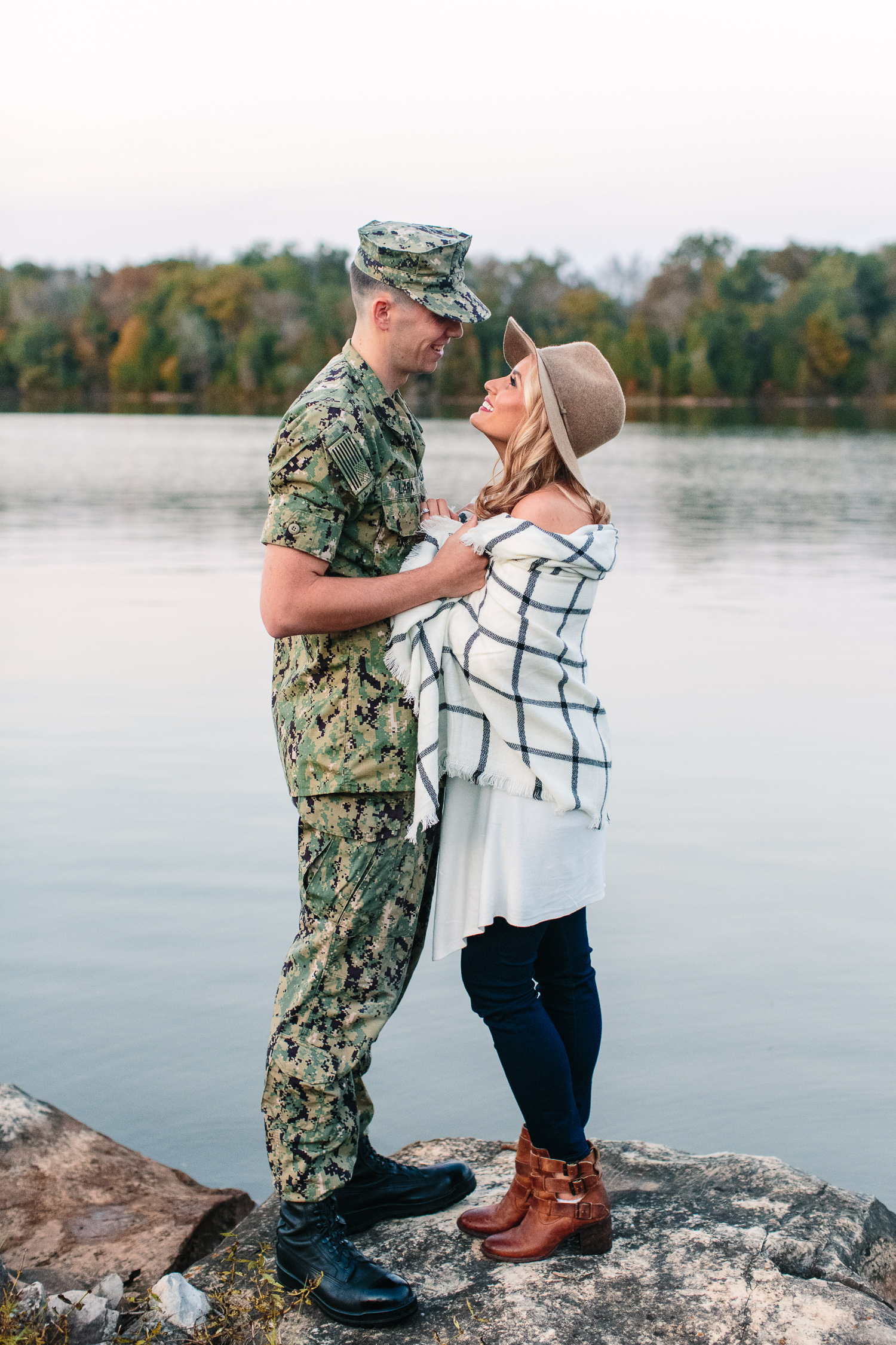 Military Photoshoot in Uniform // Navy Wife // Military Couple Engagement Photos // Suzy Collins Photography // Knoxville Photographer