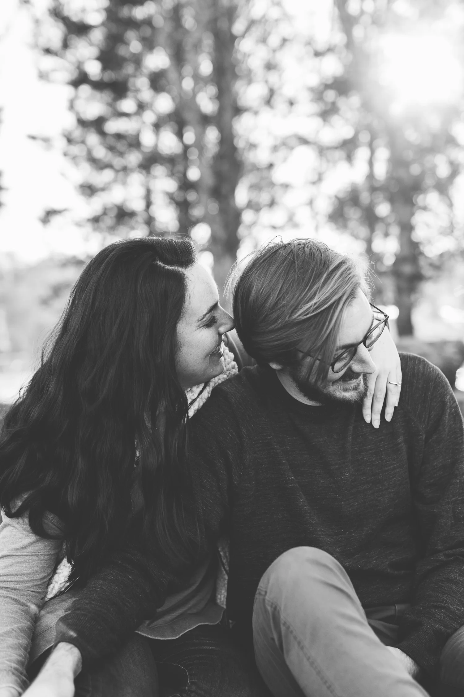 Knoxville Winter Engagement Session on the River // Suzy Collins Photography