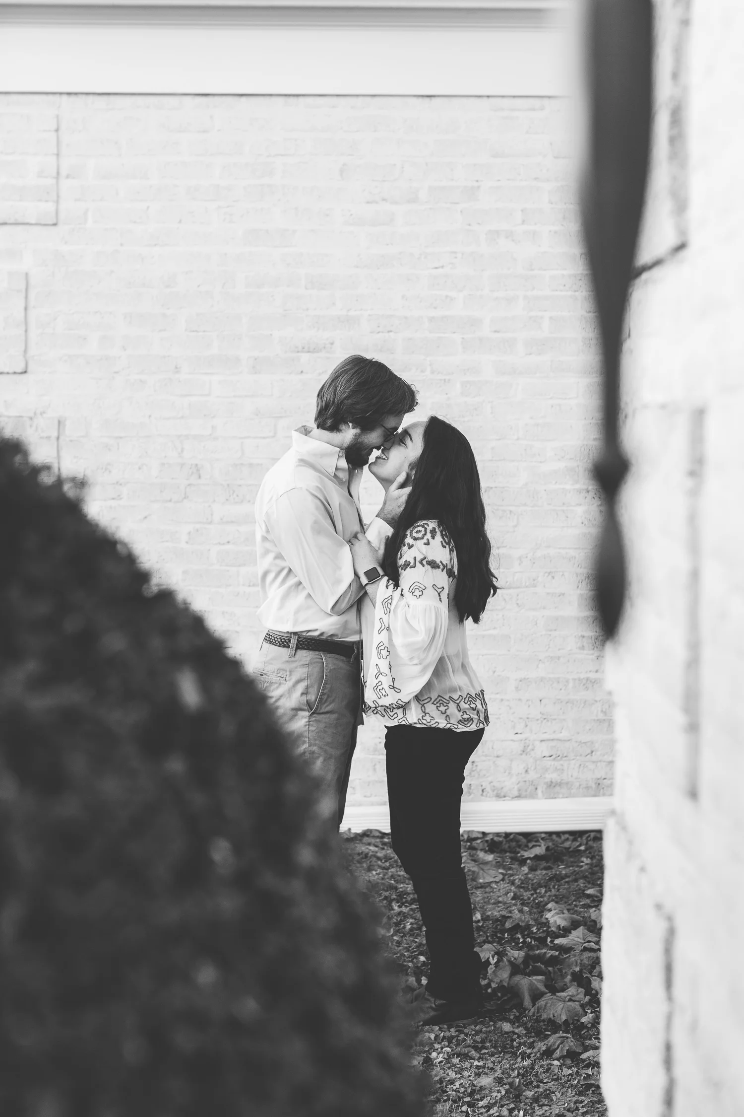 Knoxville Winter Engagement Session on the River // Suzy Collins Photography