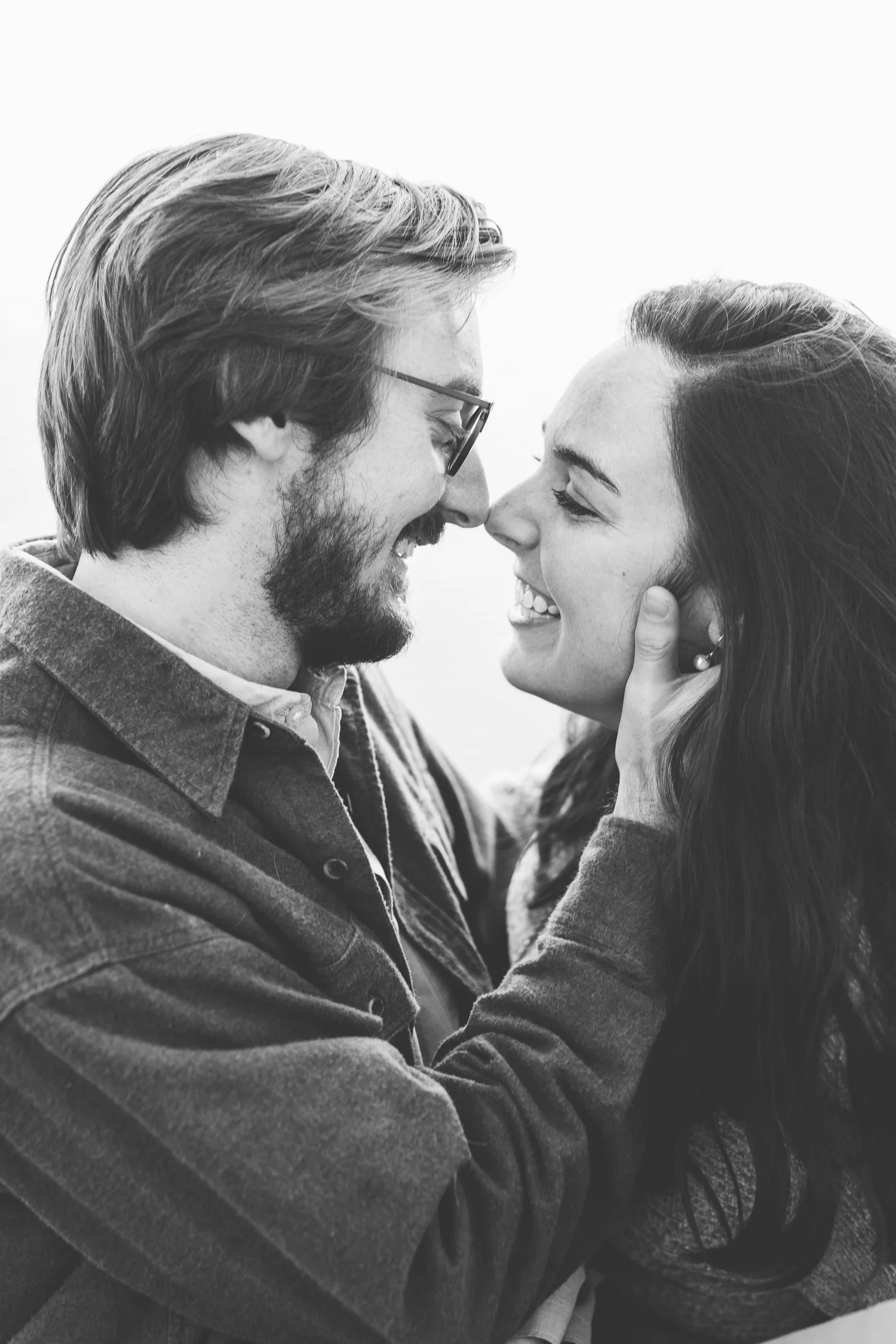 Knoxville Winter Engagement Session on the River // Suzy Collins Photography