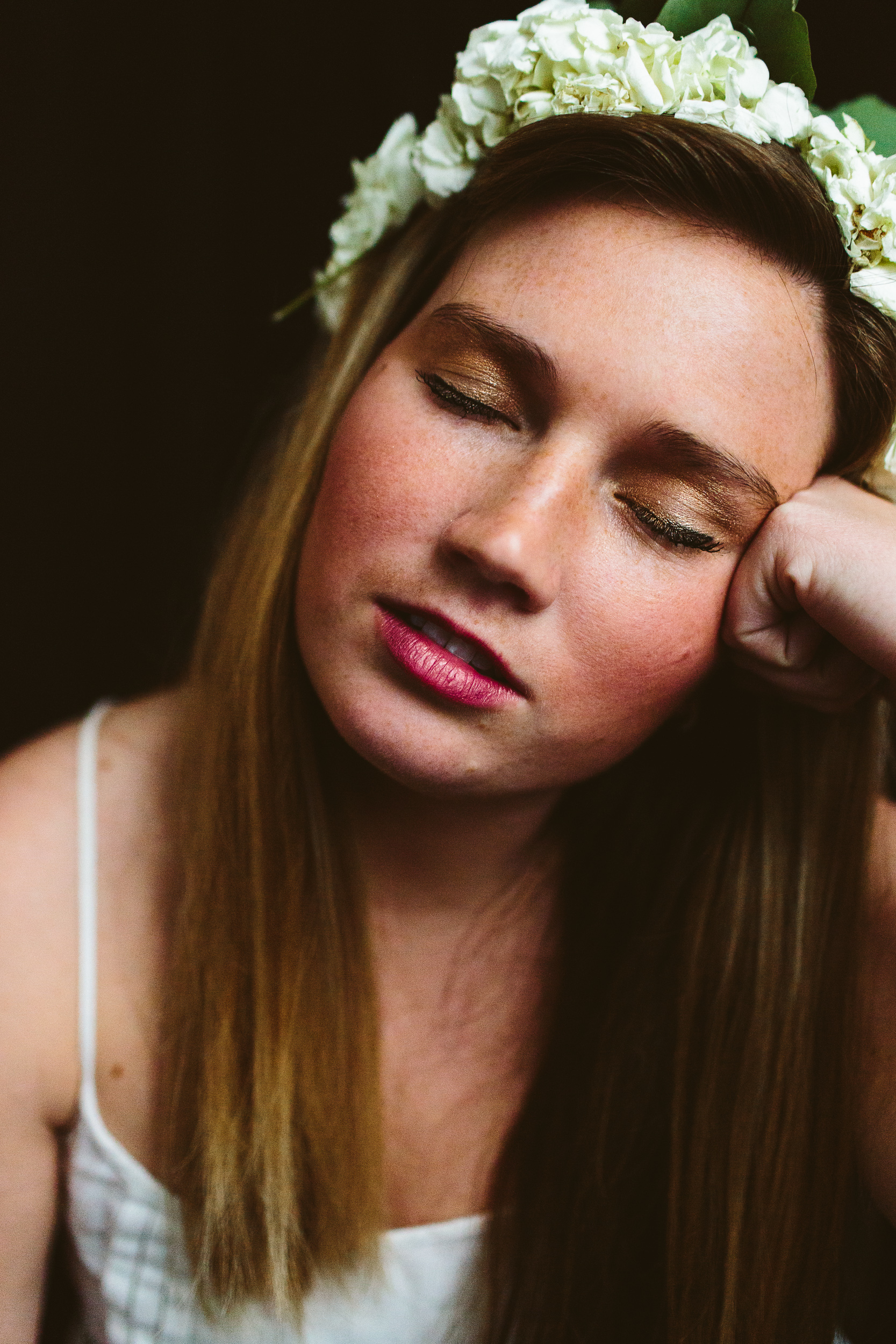 Knoxville Editorial Photography // Botanical Inspiration Shoot // Suzy Collins Photography // Flower Power