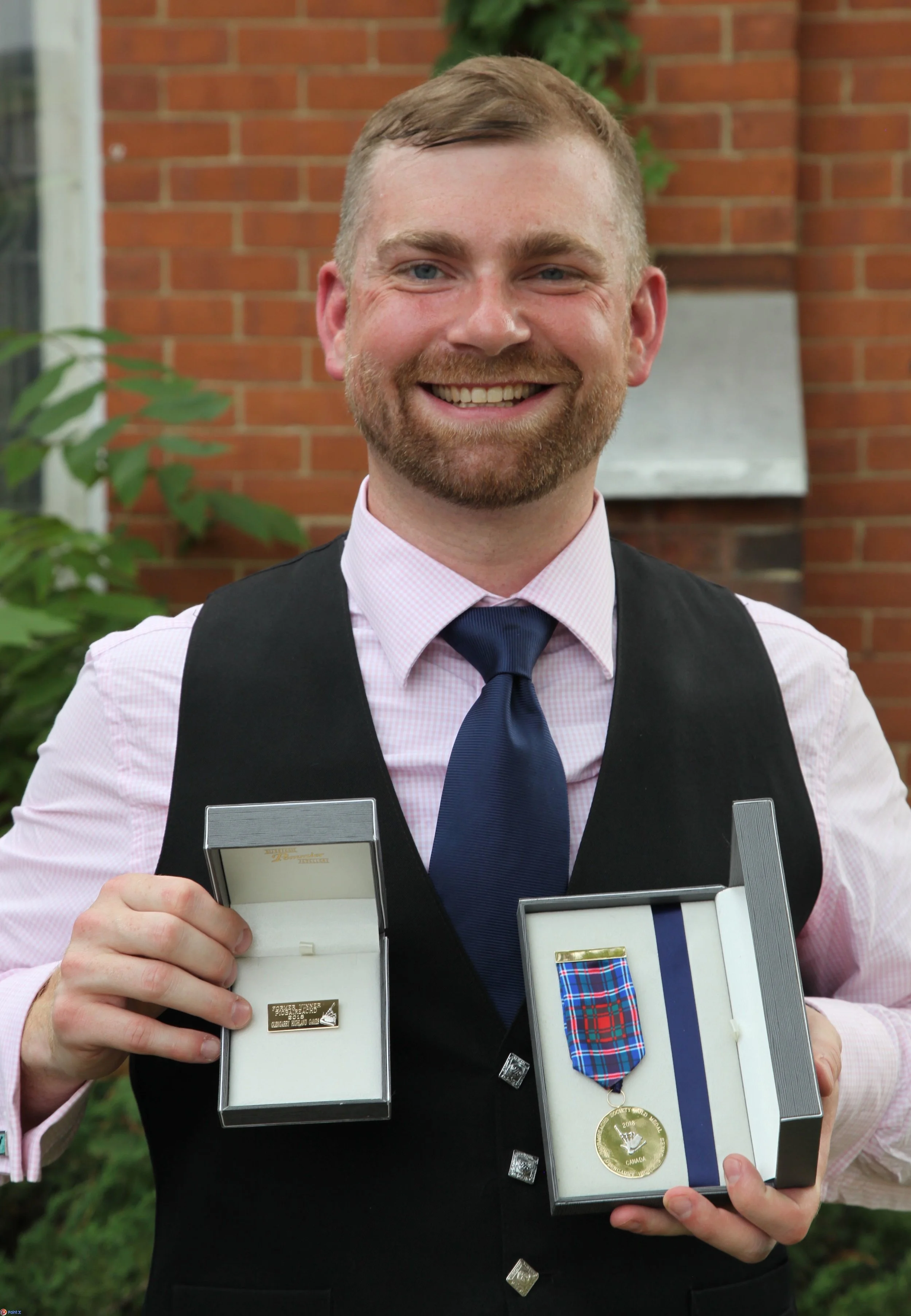 2018 OPEN PIOBAIREACHD FOR THE PIOBAIREACHD SOCIETY GOLD MEDAL (CANADA) WINNER AND 2018 GOLD MEDALLIST FOR THE PIOBAIREACHD SOCIETY BAR TO THE GOLD MEDAL (CANADA) WINNER DEREK MIDGLEY