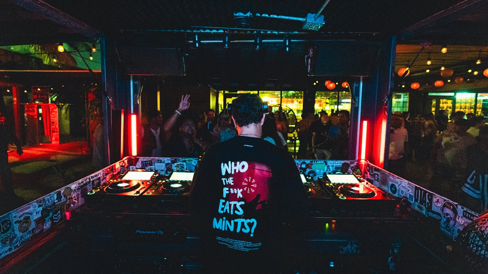 XIII MEDIA x MOTH _ 1800 TAKEOVER-52.jpg