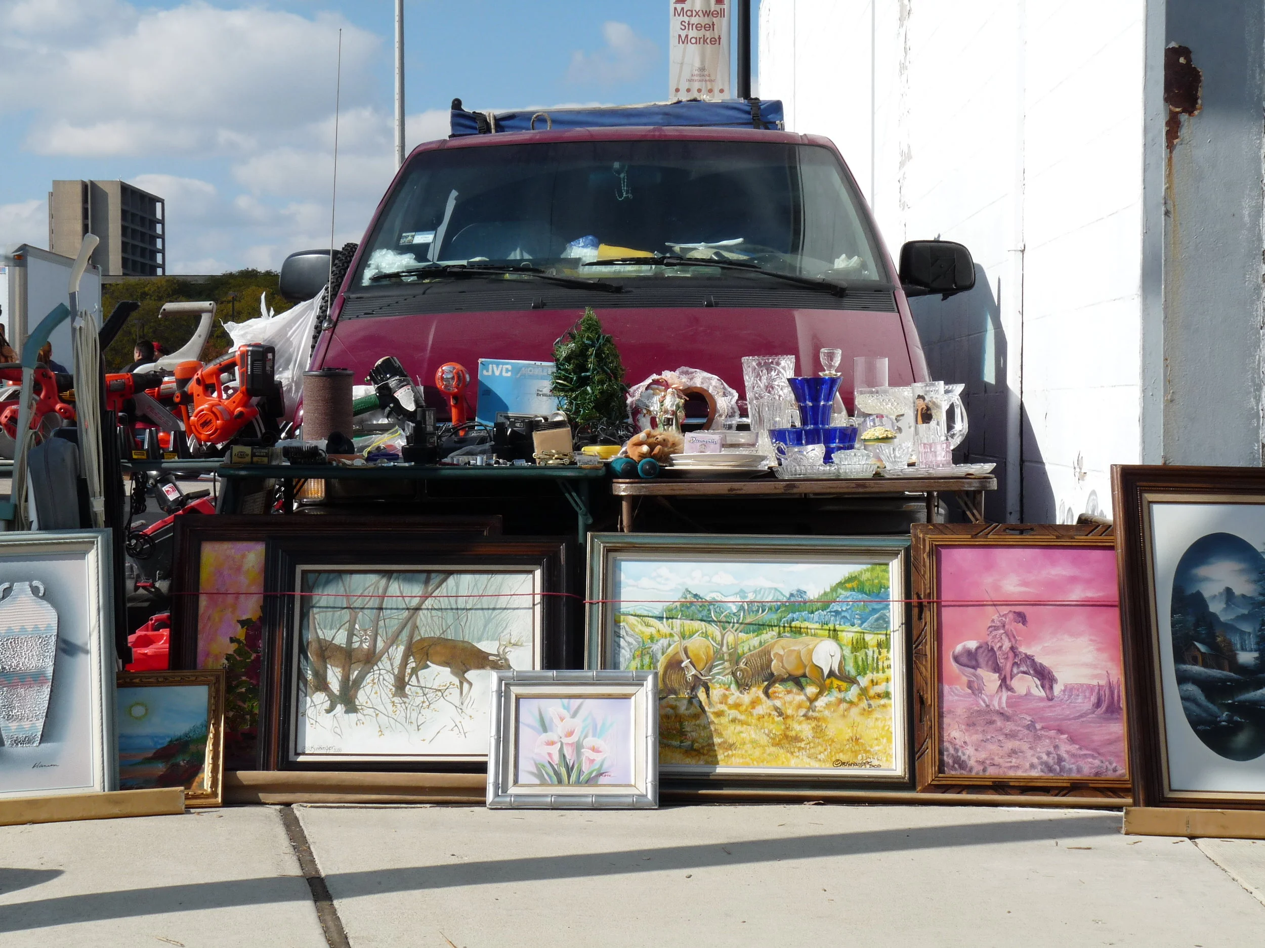  Tour of Maxwell Street Market led by Robert Gardner. 