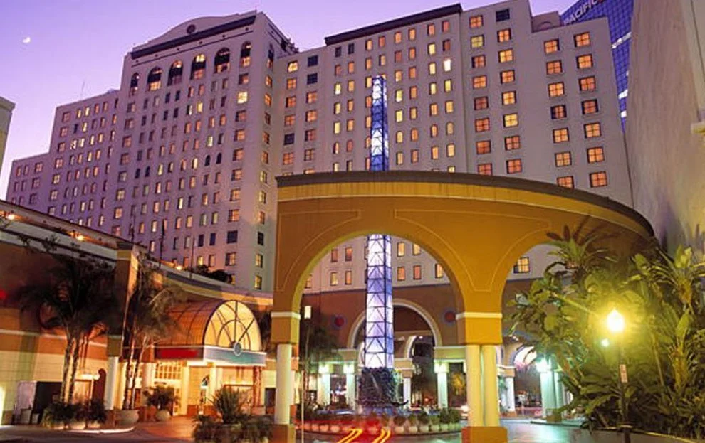 Review: San Diego Westin Horton Plaza: A Non-Toxic Future
