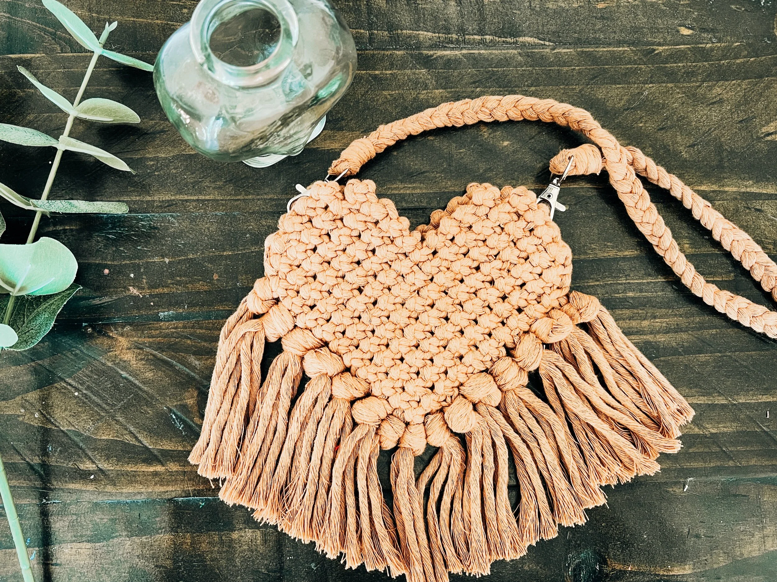 BFB183EC-B4EE-42D9-A327-28906910075D