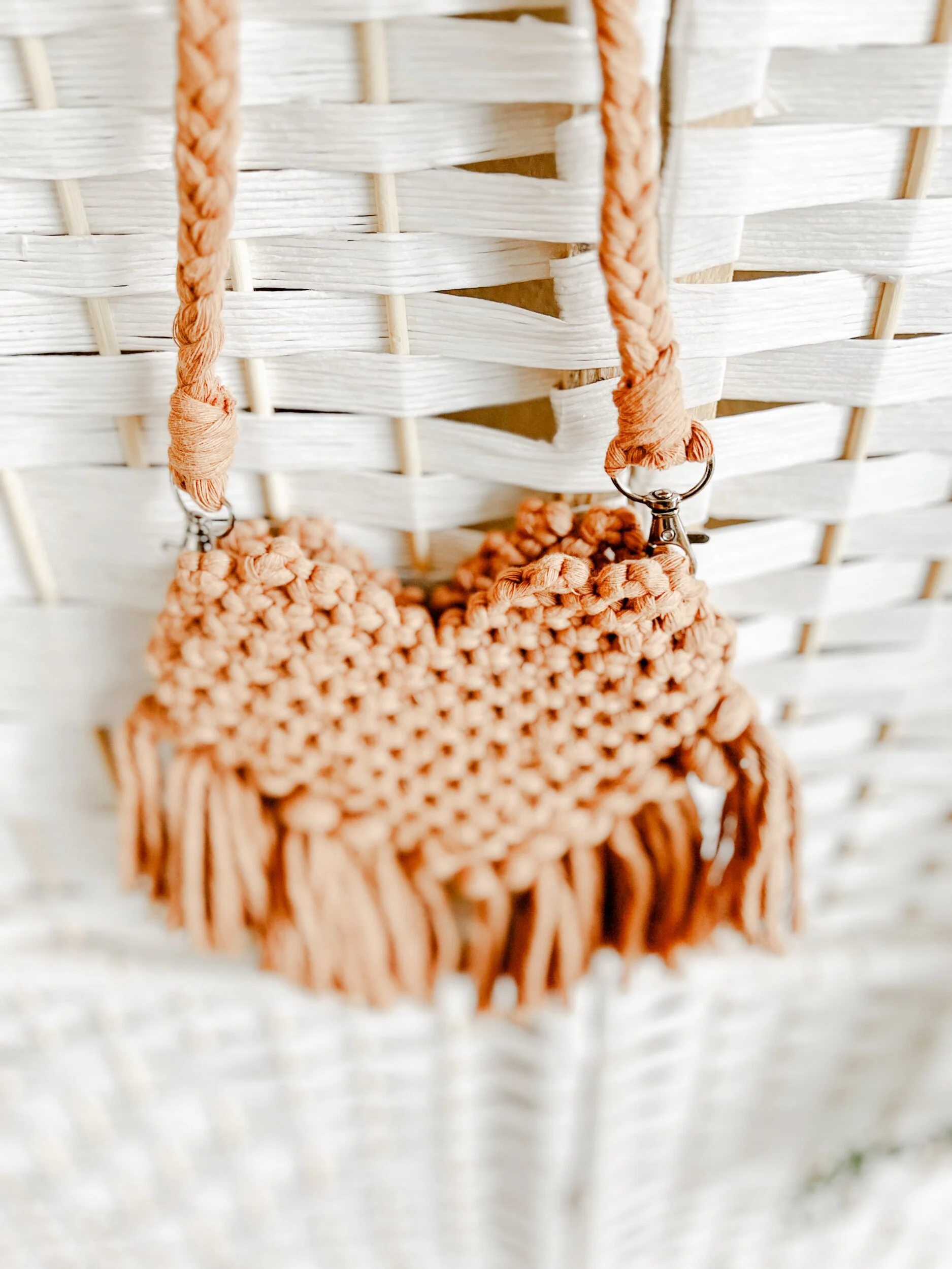 DDFB2E6D-CDF3-40E3-83C2-CA6DB48667DC