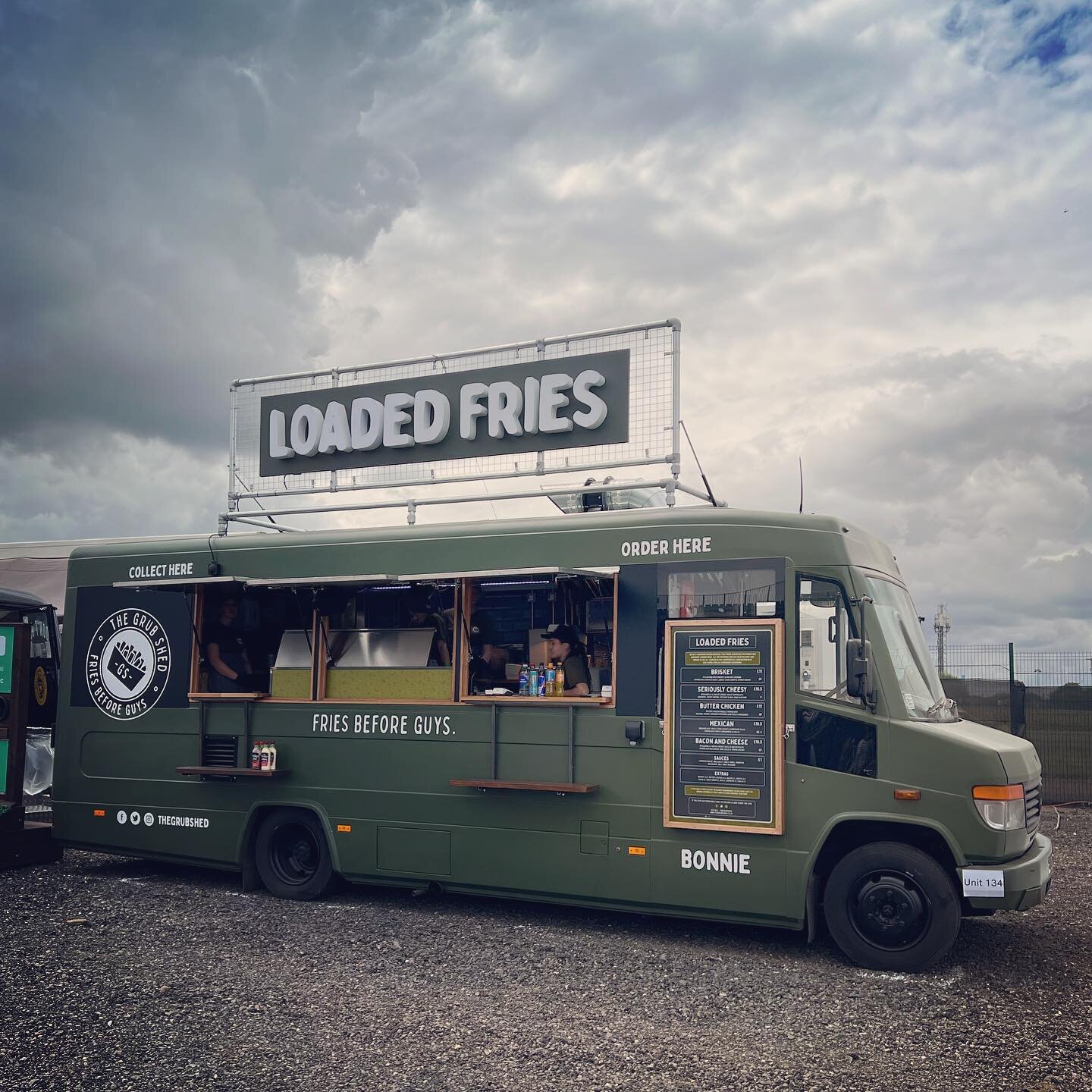 HELLO BONNIE! 😍
&bull;
&bull;
&bull;
WE ARE ABSOLUTELY PUMPED TO FINALLY SHOW YOU WHAT WE&rsquo;VE BEEN BUILDING OVER THE LAST 6 MONTHS 🥳🥳 
&bull;
&bull;
&bull;
&bull;
&bull;
Some of you might not know this but we build all of our own food trucks.