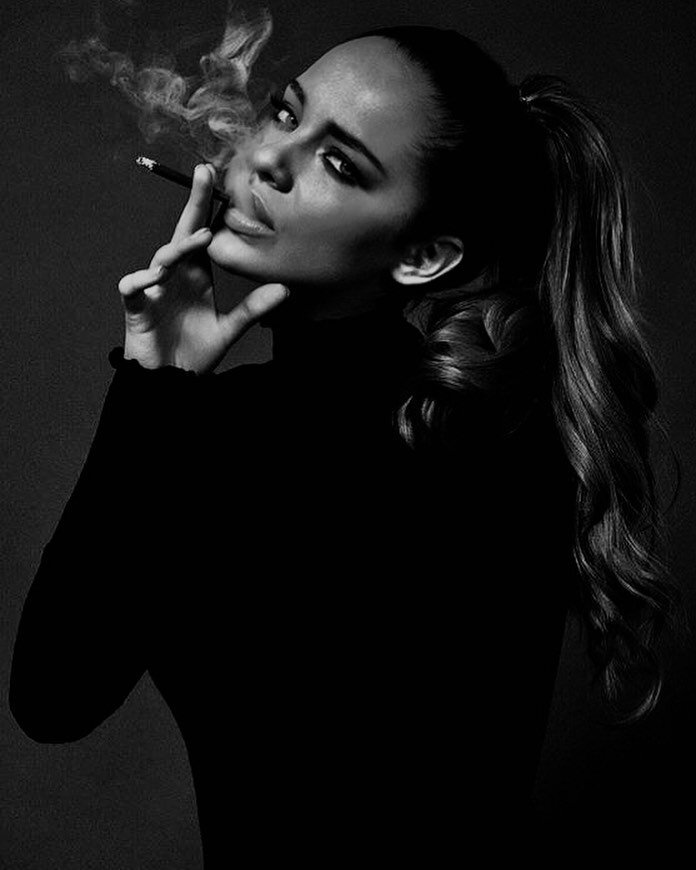 smoke&hellip;
.
.
.
.
#smoke #model #editorial #editorialshoot #photo #photographer #photography #blackandwhite #blackandwhitephotography #closeup #studio #studiophotography #fun #joke
