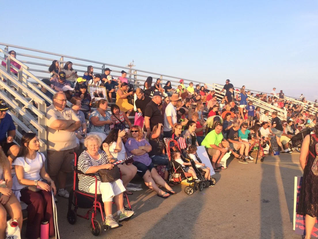 Crowds 2.jpg