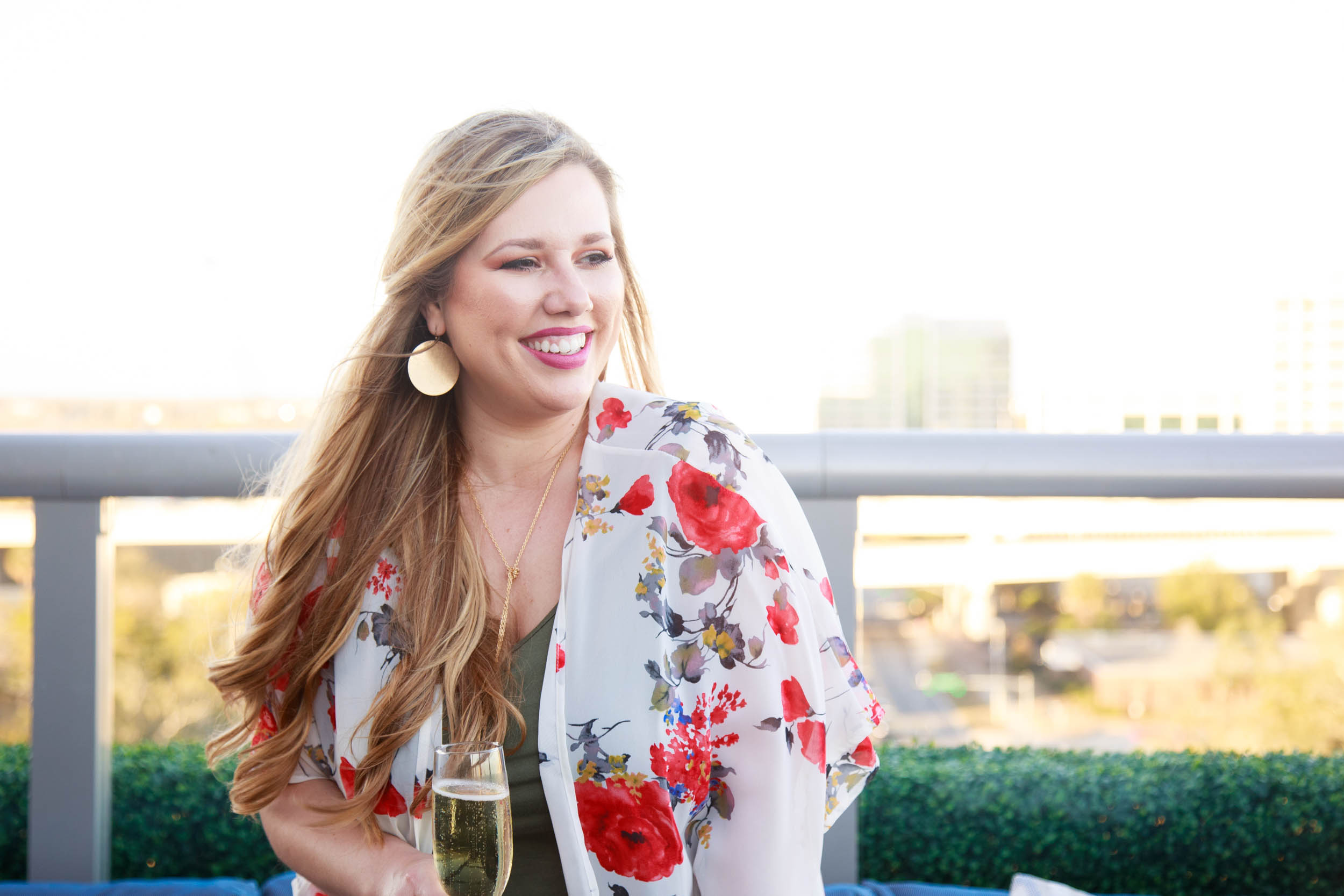 Top US fashion blog, The Borrowed Babes, features the latest Blogger Meet Up Jacksonville Fashion Bloggers at River and Post