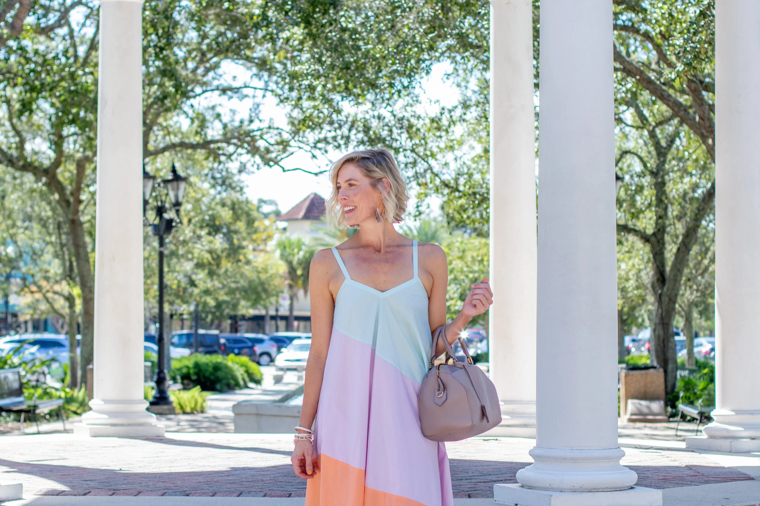 Hot Girl Fall Fashion in Florida styled by Stephanie Mack The Borrowed Babes Fashion – A Blog about Clothing Rental Services – Fall Styles with Rent the Runway and Armoire Style Reviews