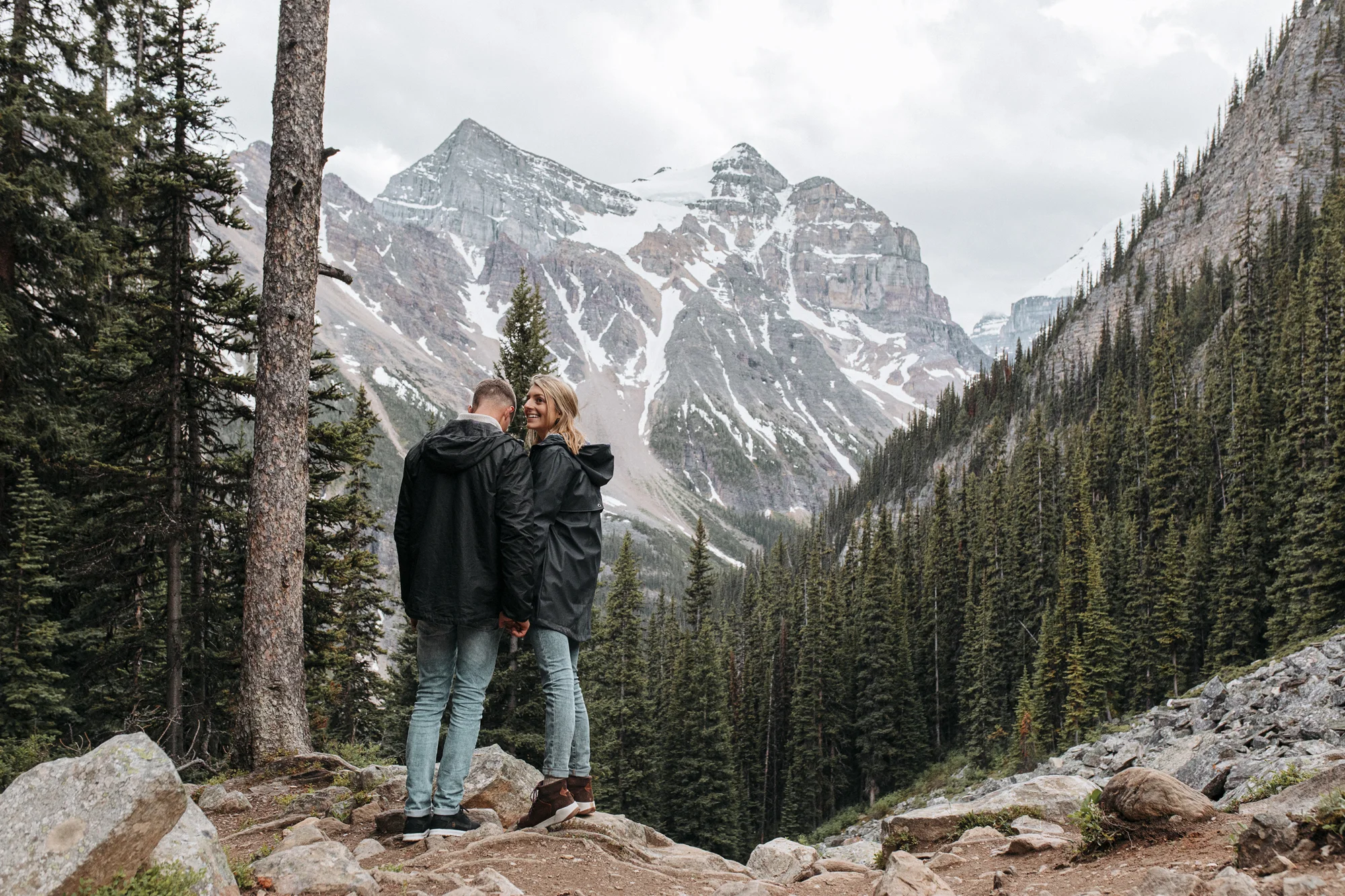 Marriage has been a big and wonderful journey for creative lifestyle blogger Emily R. Hess and photographer husband Justin Hess. Read on for relationship and marriage advice.