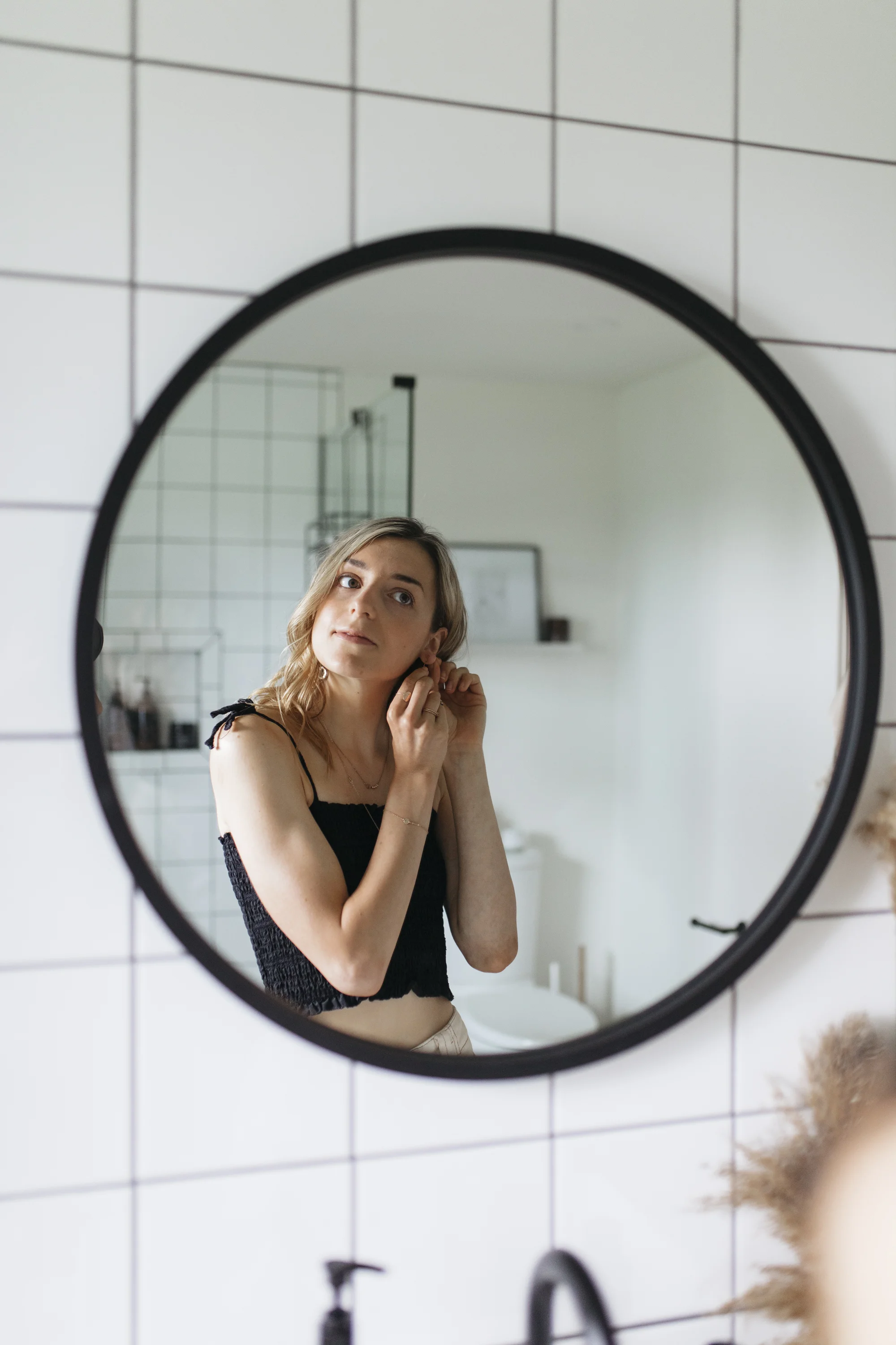 spend time in the morning giving yourself positive self talk, or mirror talk, to get some me time and self care in before you bring the day according to lifestyle blogger emily r hess. you glow, girl!