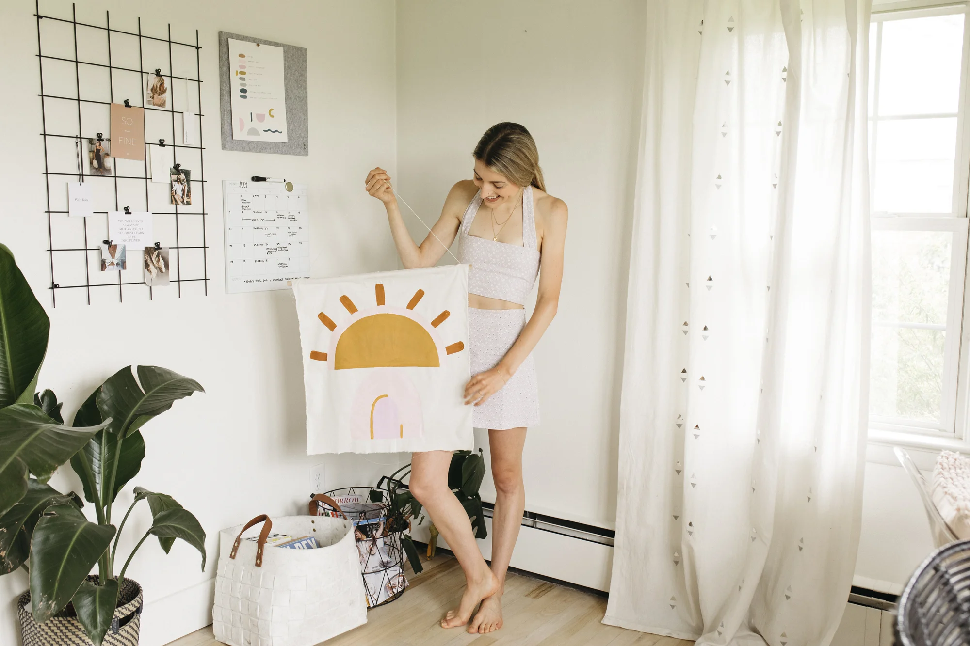 What is perfection? What holds you back. Growing up as a creative kid in a conservative community, I struggled to find the purpose as an artist. Creative Blogger Emily R Hess and founder of Luca Creative Co explains her art and lifestyle.