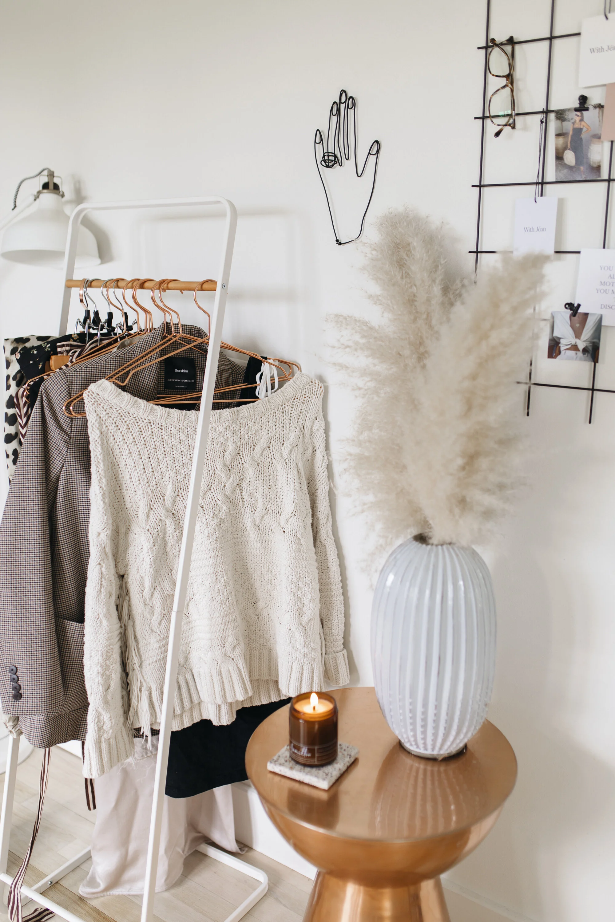 Fall is here and I am so excited to transition my wardrobe using my summer clothing and warmer outerwear. Read on for fall styling tips from creative lifestyle and fashion travel blogger emily r hess, the founder of luca creative co